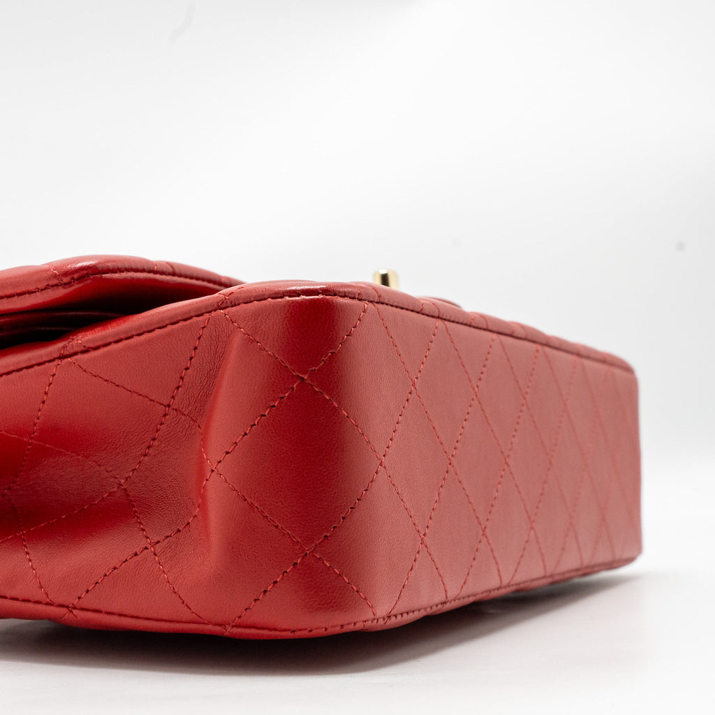 CHANEL MEDIUM CLASSIC DOUBLE FLAP BAG LAMBSKIN RED LGHW