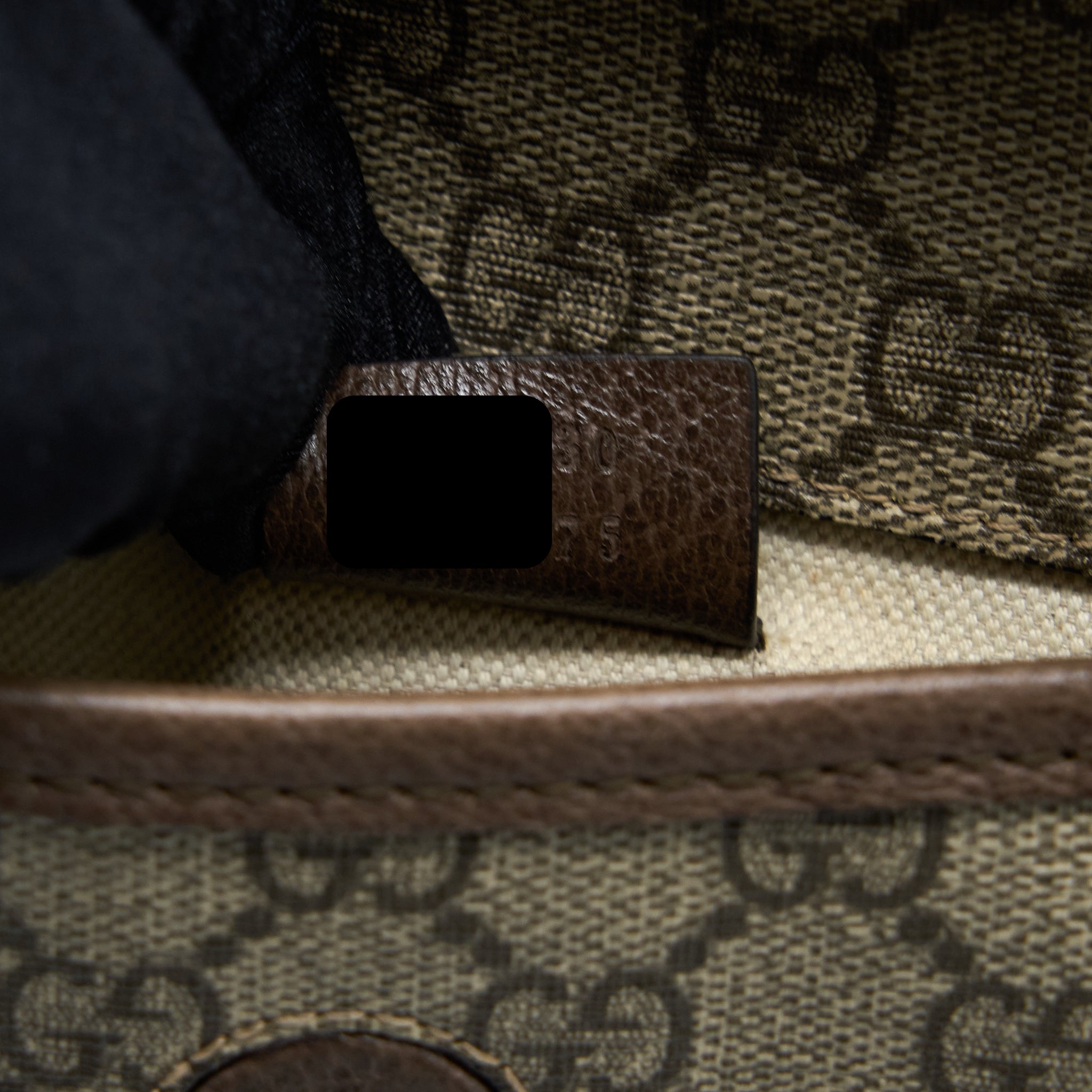 GUCCI NEO VINTAGE GG SUPREME BELT BAG CANVAS GHW