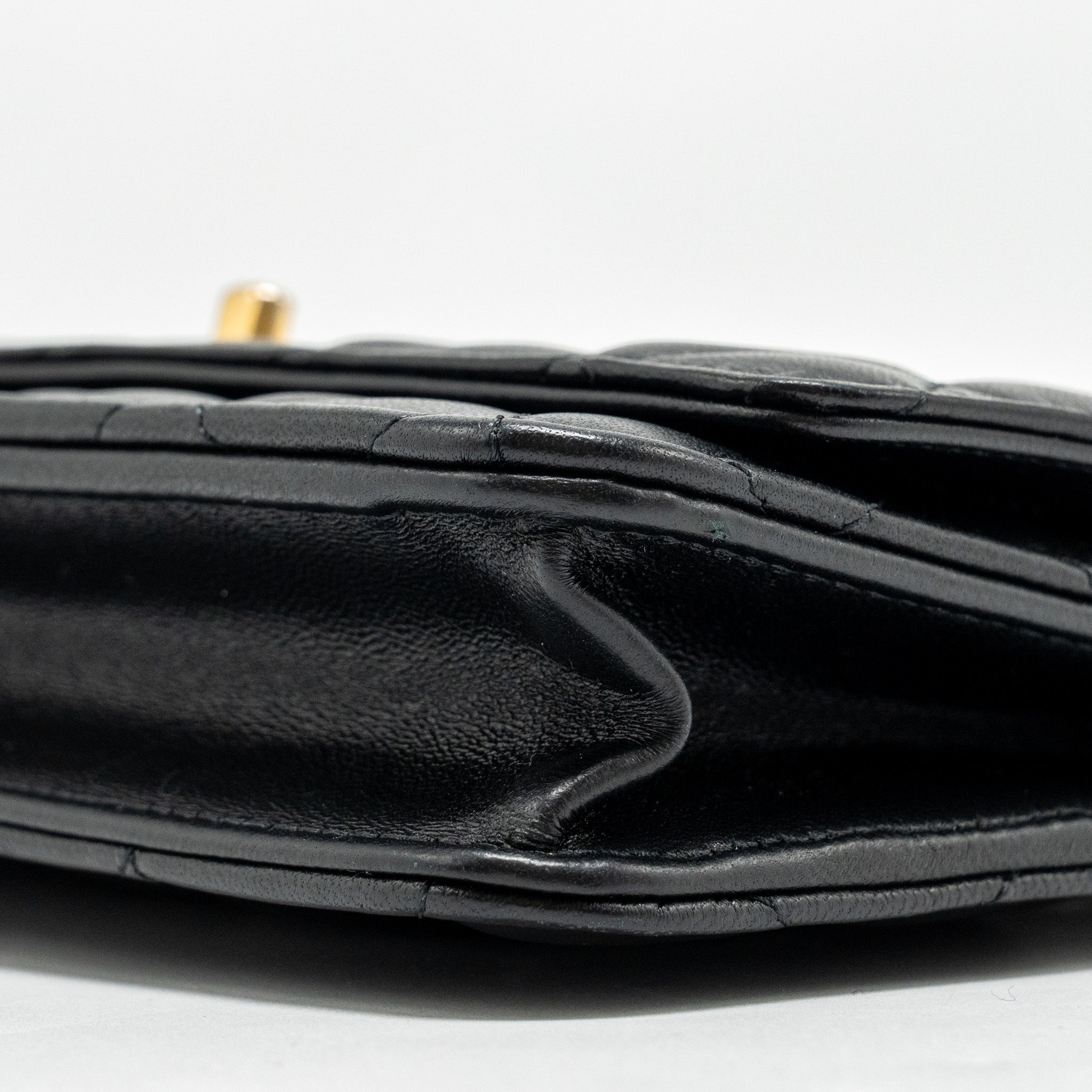 CHANEL PEARL CRUSH WALLET ON CHAIN LAMBSKIN BLACK GHW (MICROCHIP)