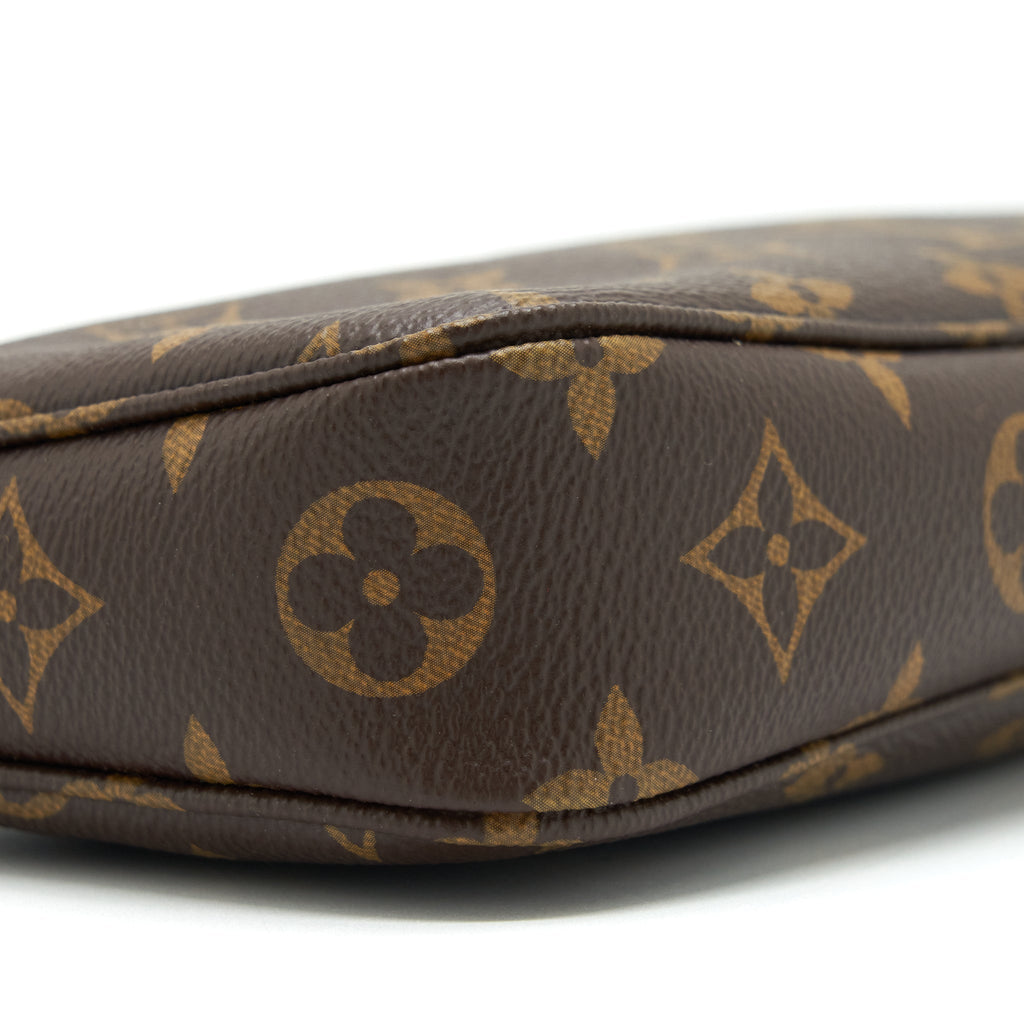 LOUIS VUITTON POCHETTE ACCESSORIES MONOGRAM CANVAS GHW