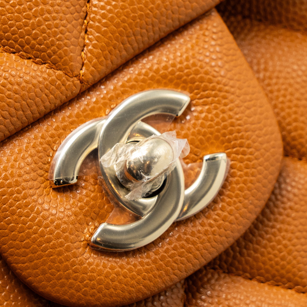 CHANEL MEDIUM CLASSIC DOUBLE FLAP BAG CAVIAR CARAMEL LGHW(MICROCHIP)