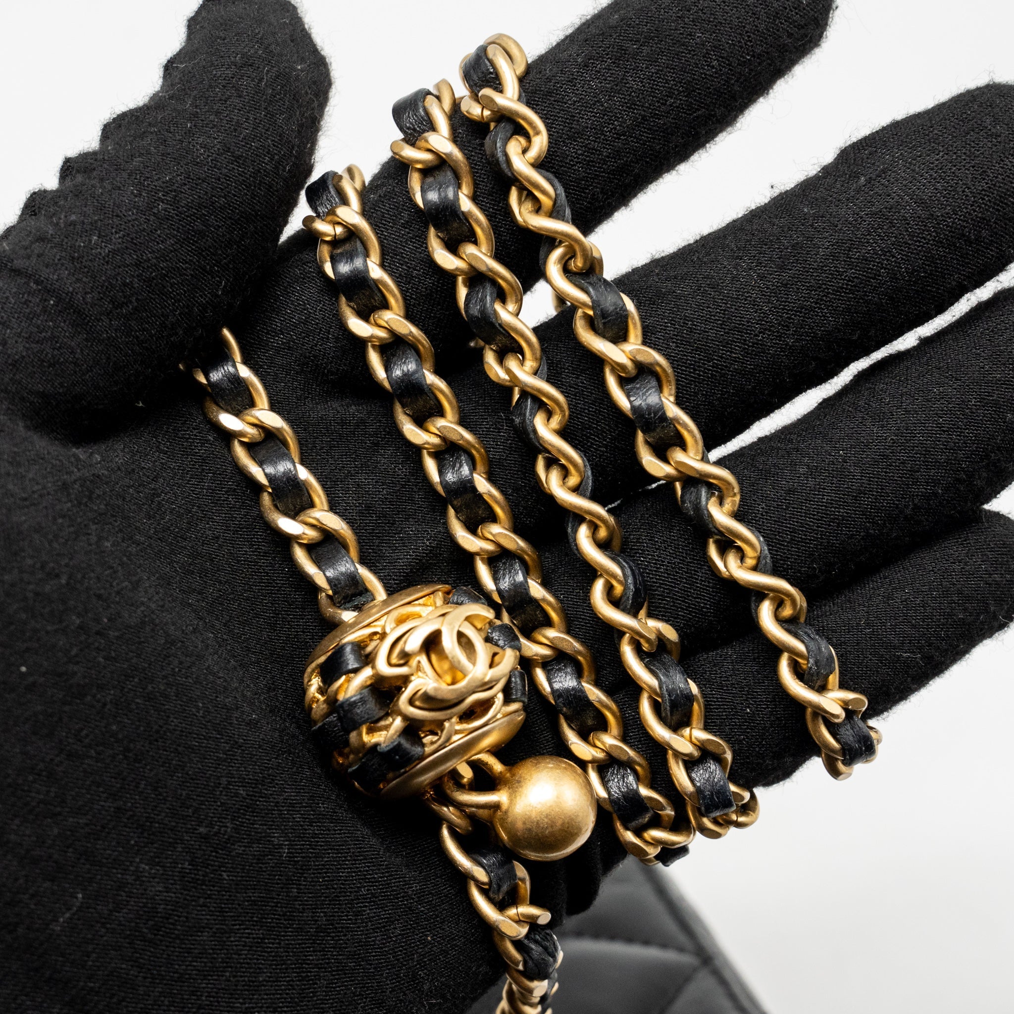 CHANEL PEARL CRUSH LONG VANITY WITH CHAIN LAMBSKIN BLACK GHW