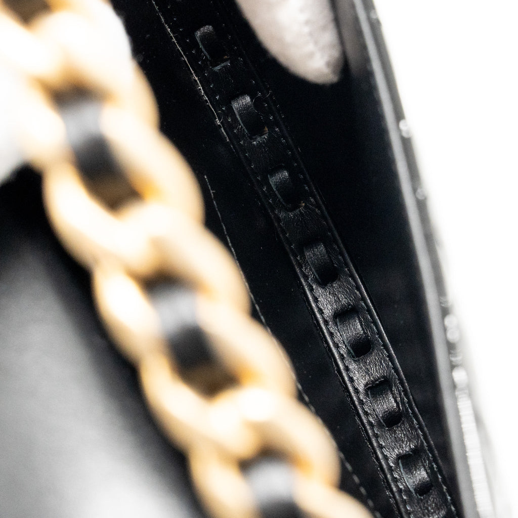 CHANEL 23K HOOP BAG PATENT LEATHER BLACK GHW (MICROCHIP)