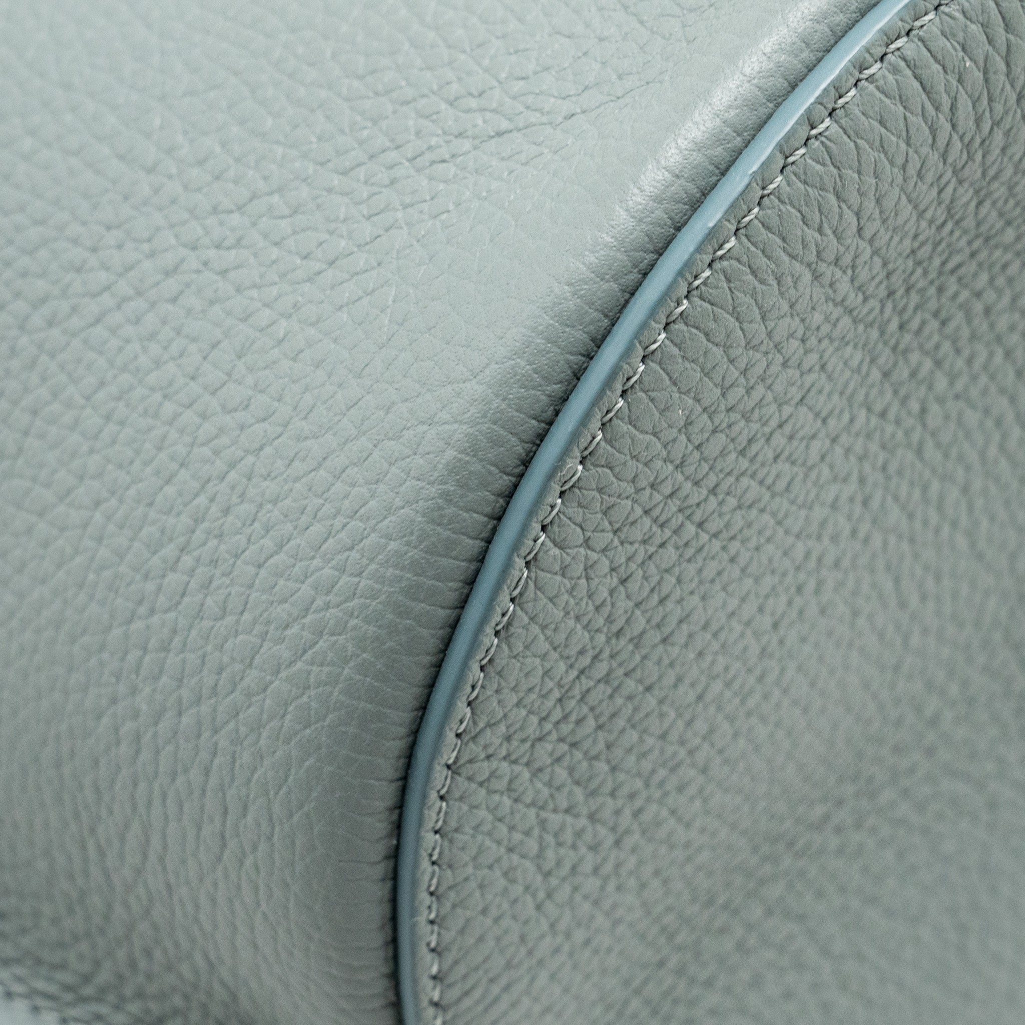 CELINE NANO BUCKET BIG BAG GRAINED CALFSKIN STORM SHW