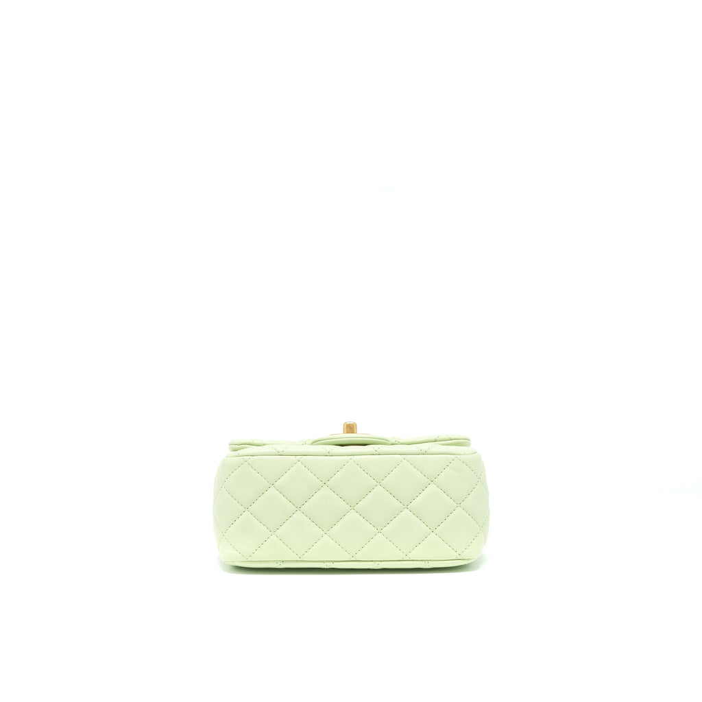 CHANEL 22C PEARL CRUSH MINI SQUARE FLAP BAG LIGHT GREEN