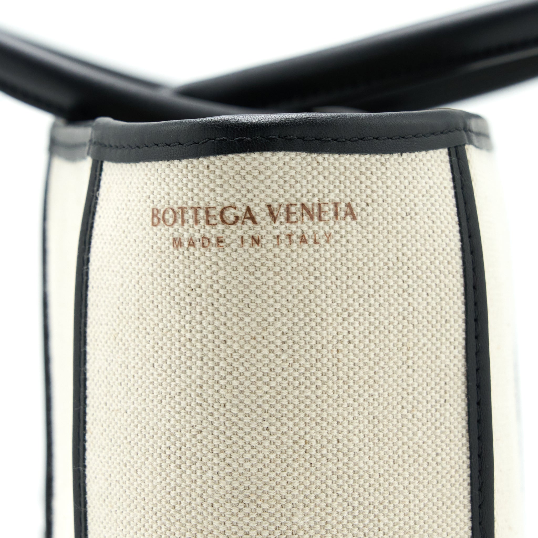 BOTTEGA VENETA LARGE ARCO TOTE CANVAS NATURAL / BLACK