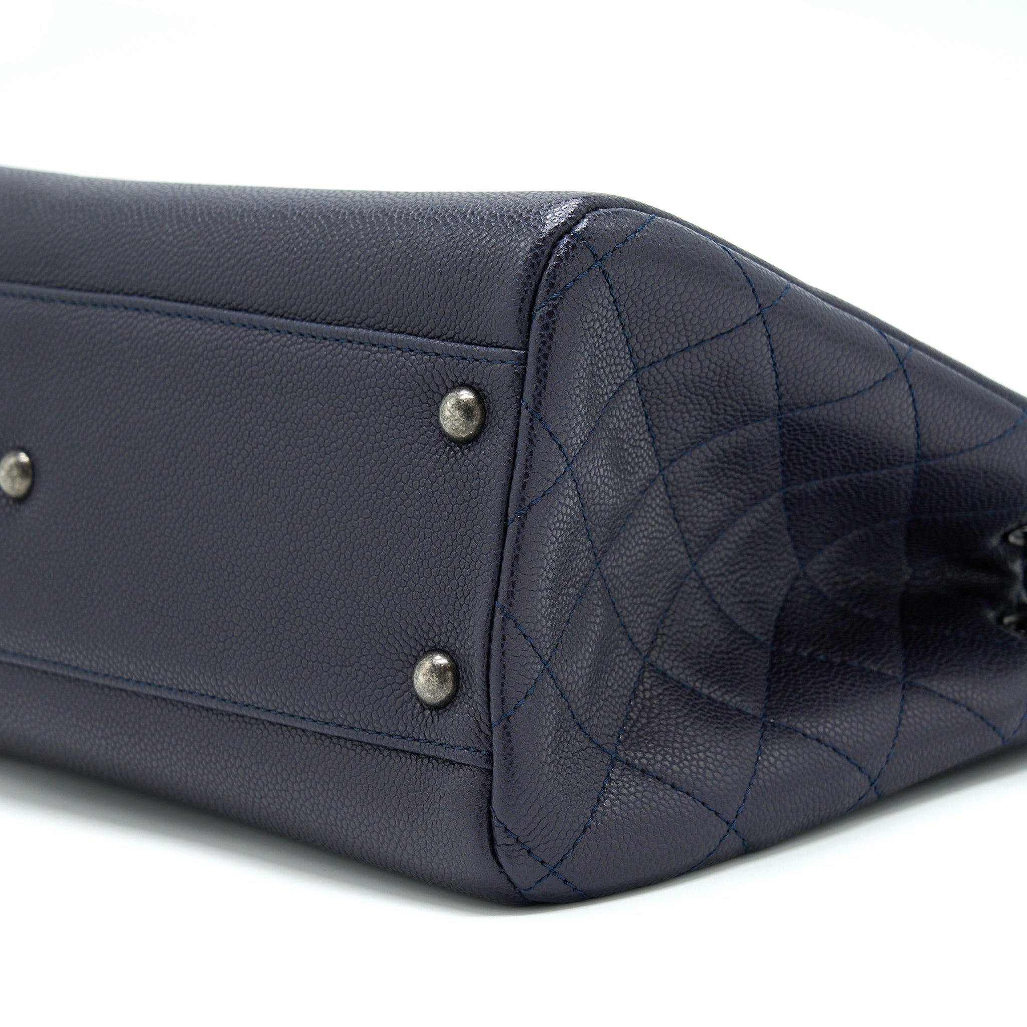 CHANEL TOTE BAG CAVIAR NAVY RUTHENIUM HARDWARE