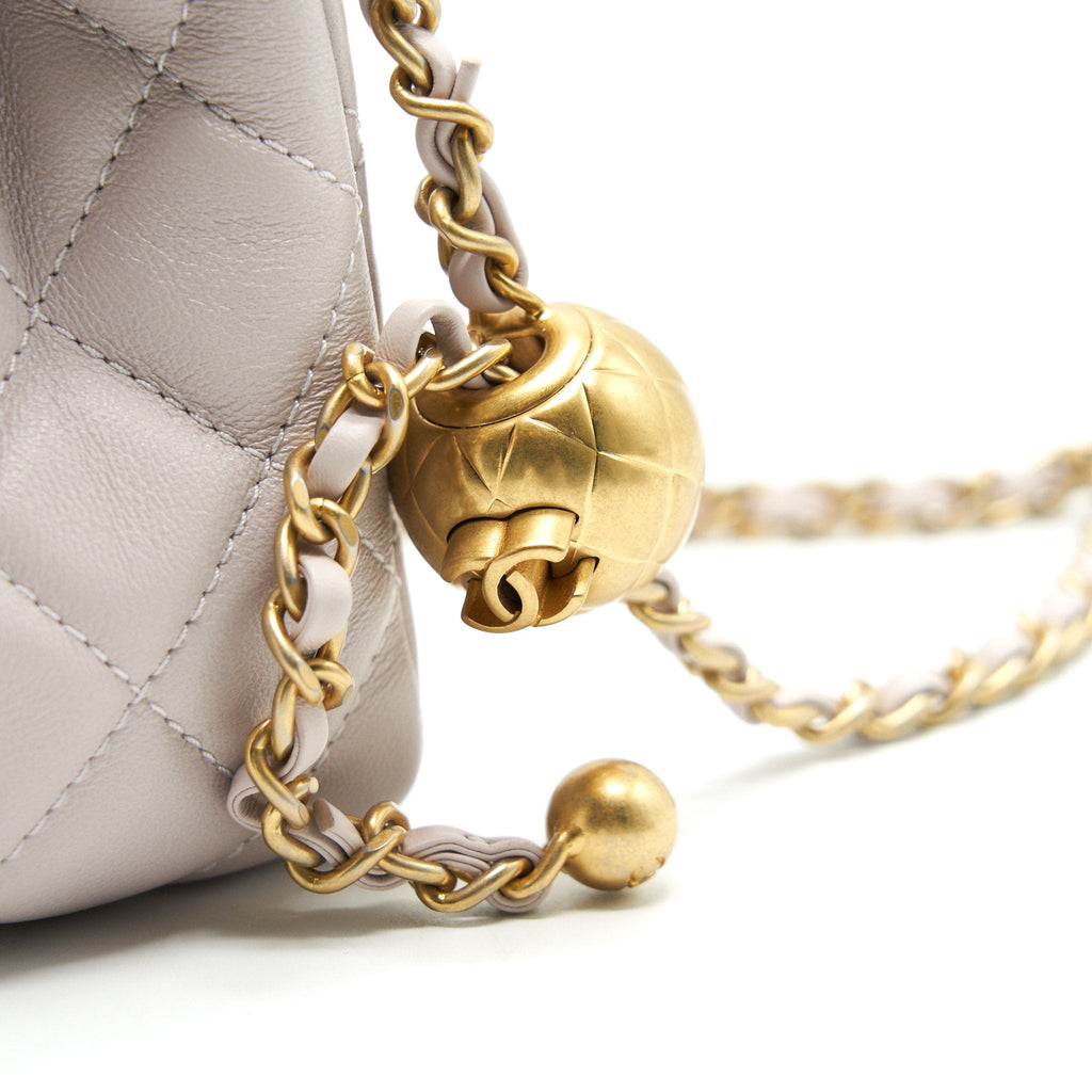 CHANEL 21B LILAC/ LIGHT PURPLE MINI PEARL CRUSH SQUARE FLAP BAG