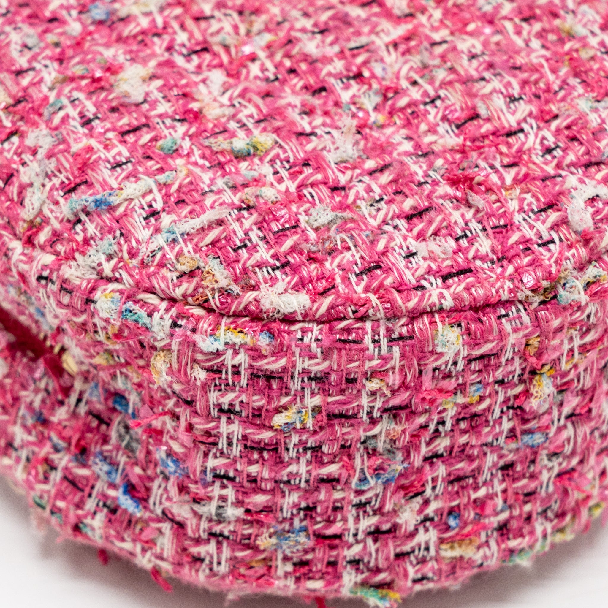 CHANEL ROUND CLUTCH WITH CHAIN TWEED PINK/MULTICOLOUR LGHW