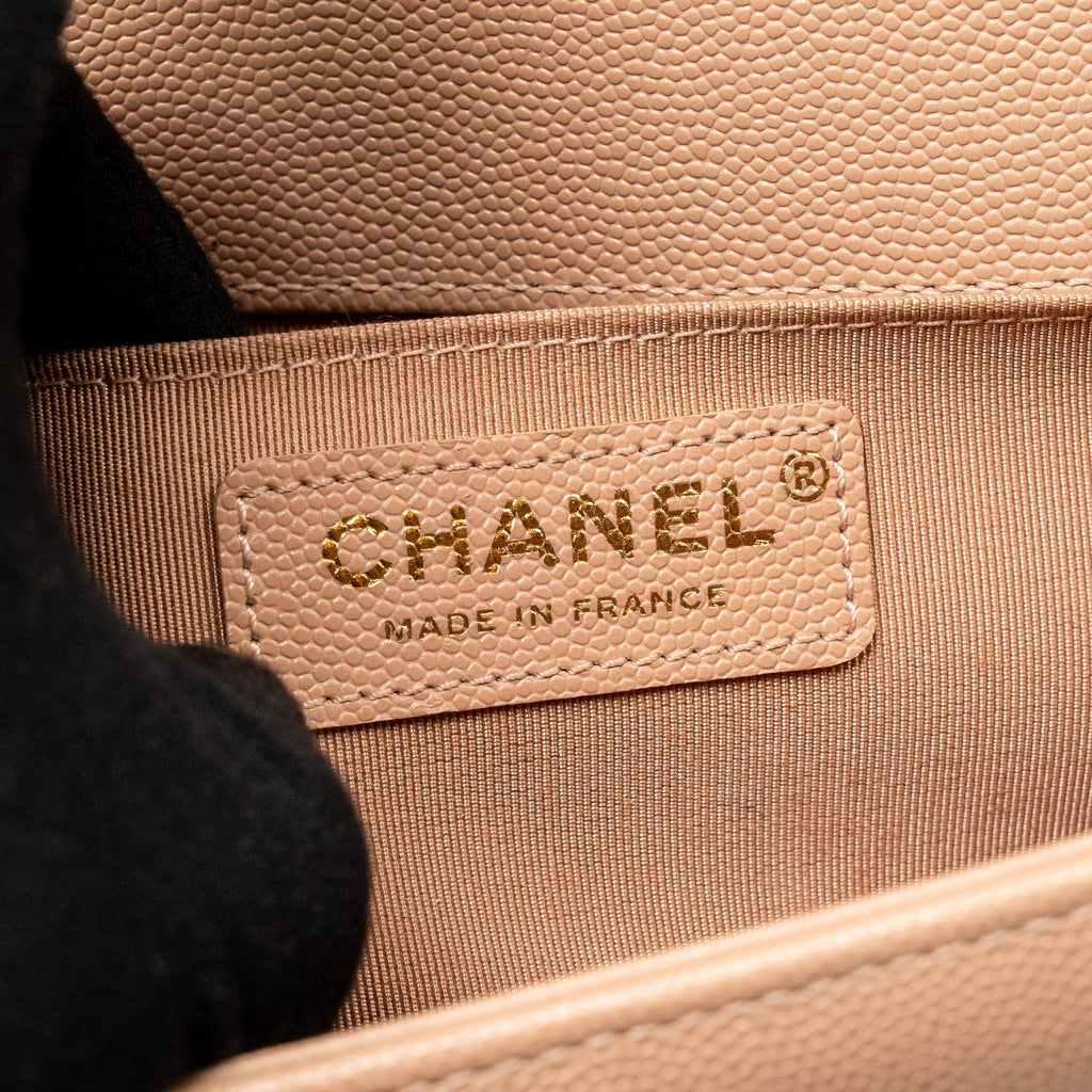 CHANEL MEDIUM BOY BAG GRAINED CALFSKIN BEIGE GHW