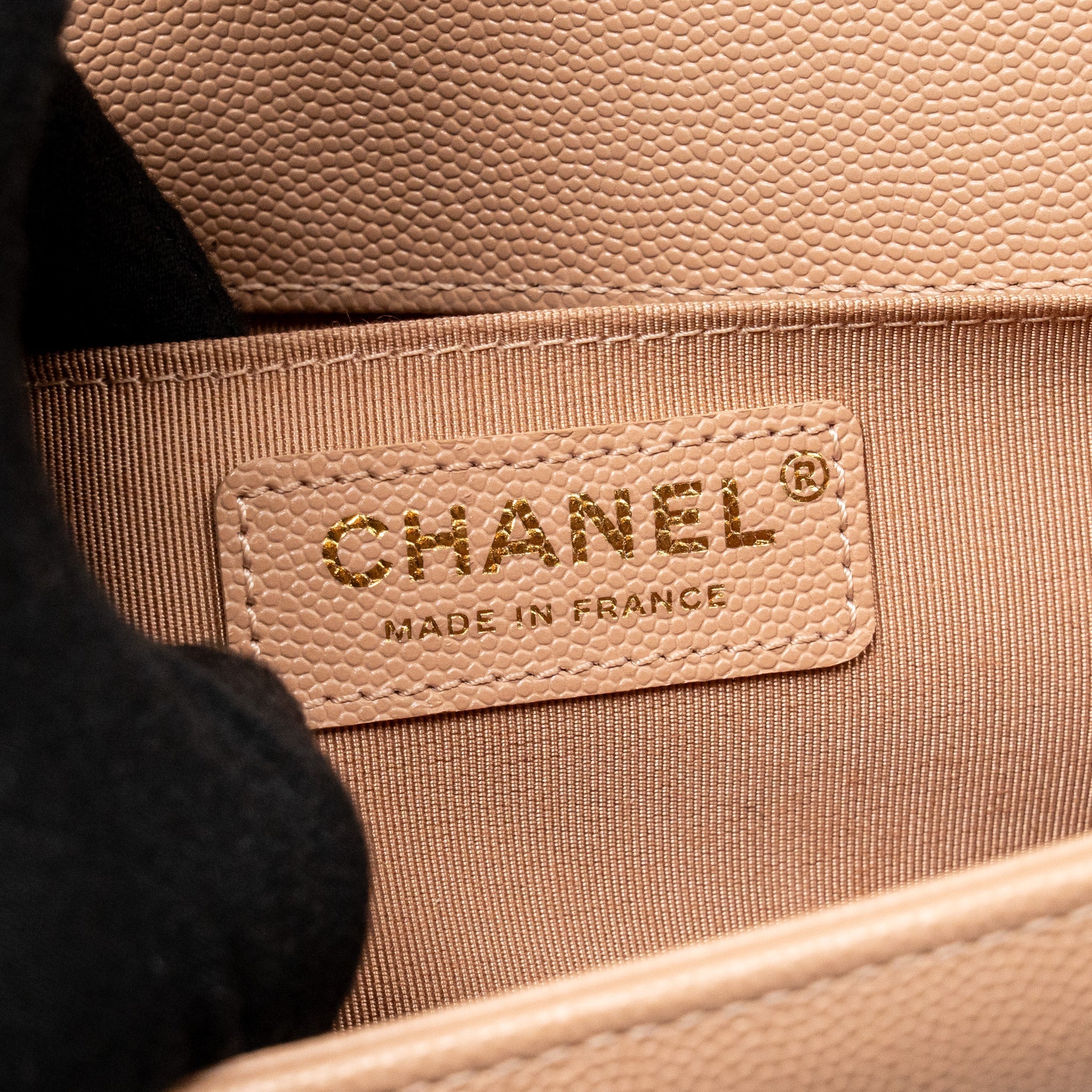 CHANEL MEDIUM BOY BAG GRAINED CALFSKIN BEIGE GHW