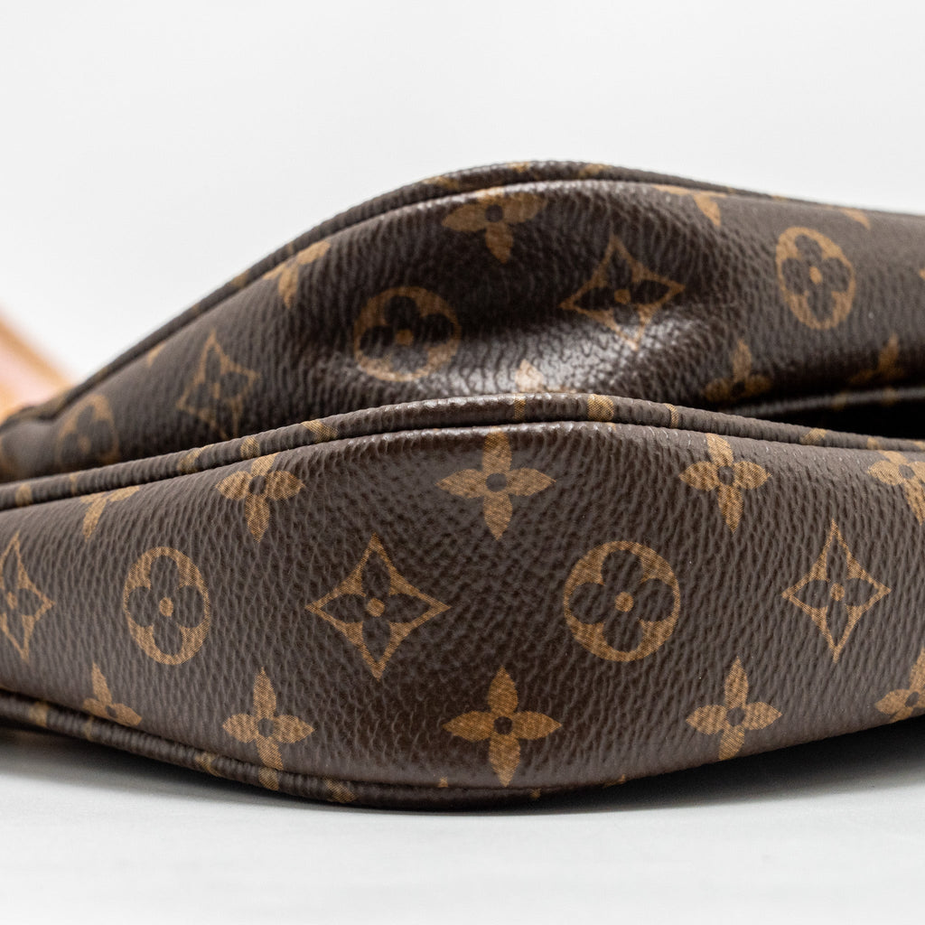 LOUIS VUITTON MULTI POCHETTE ACCESSORIES MONOGRAM CANVAS GHW