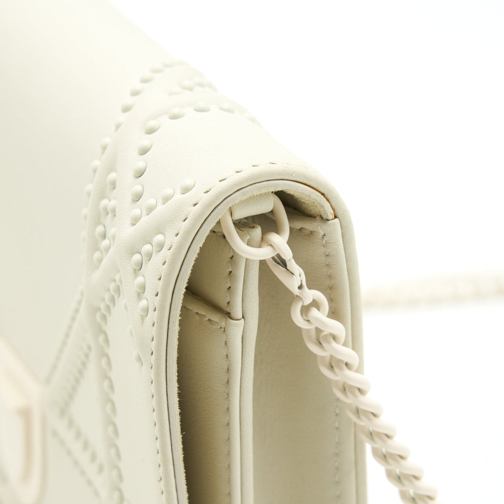 DIOR DIORAMA WALLET ON CHAIN WHITE WITH WHITE HARDWARE