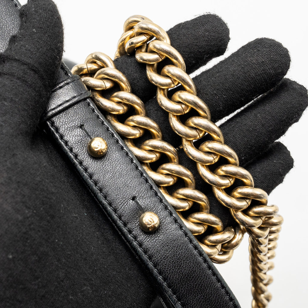 CHANEL MEDIUM BOY BAG LAMBSKIN BLACK GHW