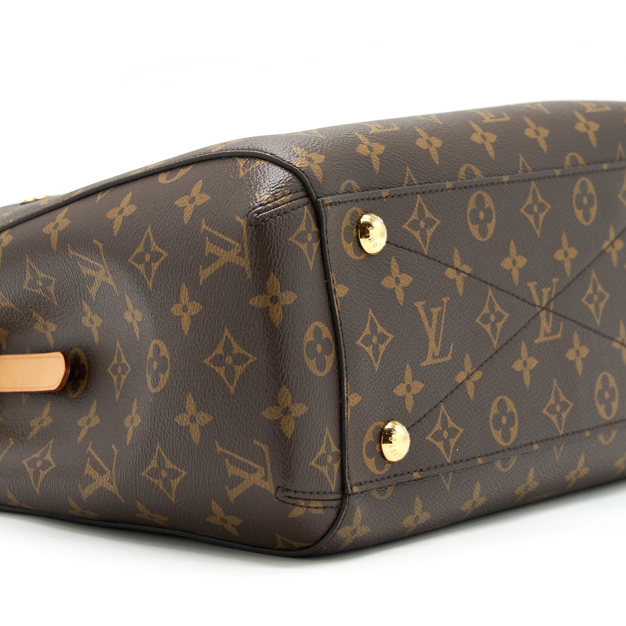LOUIS VUITTON MONTAIGNE MM MONOGRAM CANVAS YEAR 2016
