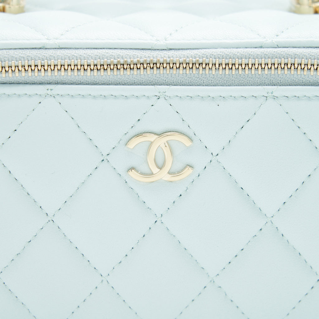 CHANEL 21K RECTANGULAR TOP HANDLE VANITY WITH CHAIN BABY BLUE LGHW