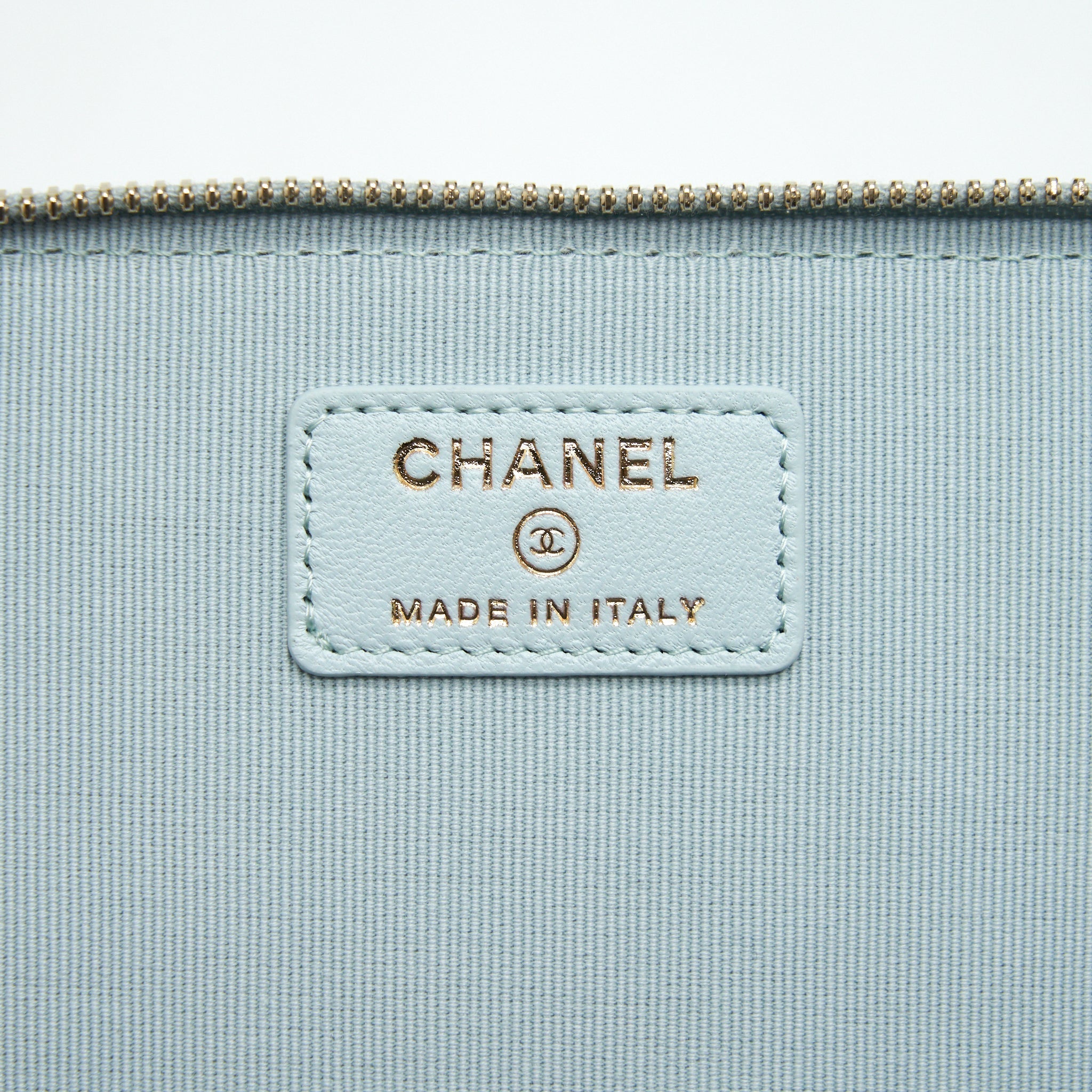 CHANEL 21K RECTANGULAR TOP HANDLE VANITY WITH CHAIN BABY BLUE LGHW