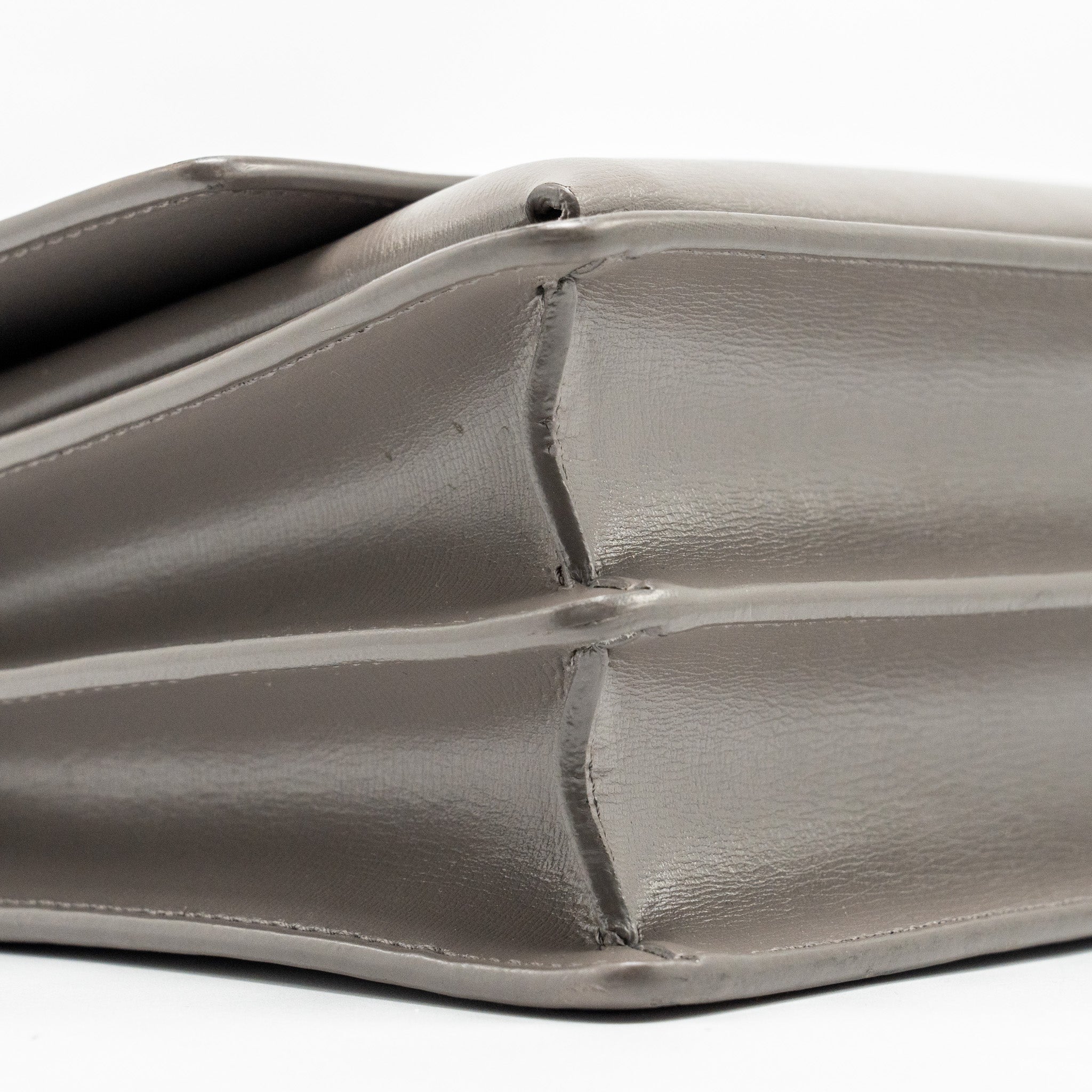 SAINT LAURENT / YSL MEDIUM SUNSET BAG CALFSKIN GREY SHW