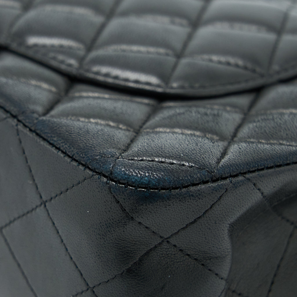 CHANEL MEDIUM CLASSIC DOUBLE FLAP BAG LAMBSKIN BLACK GHW