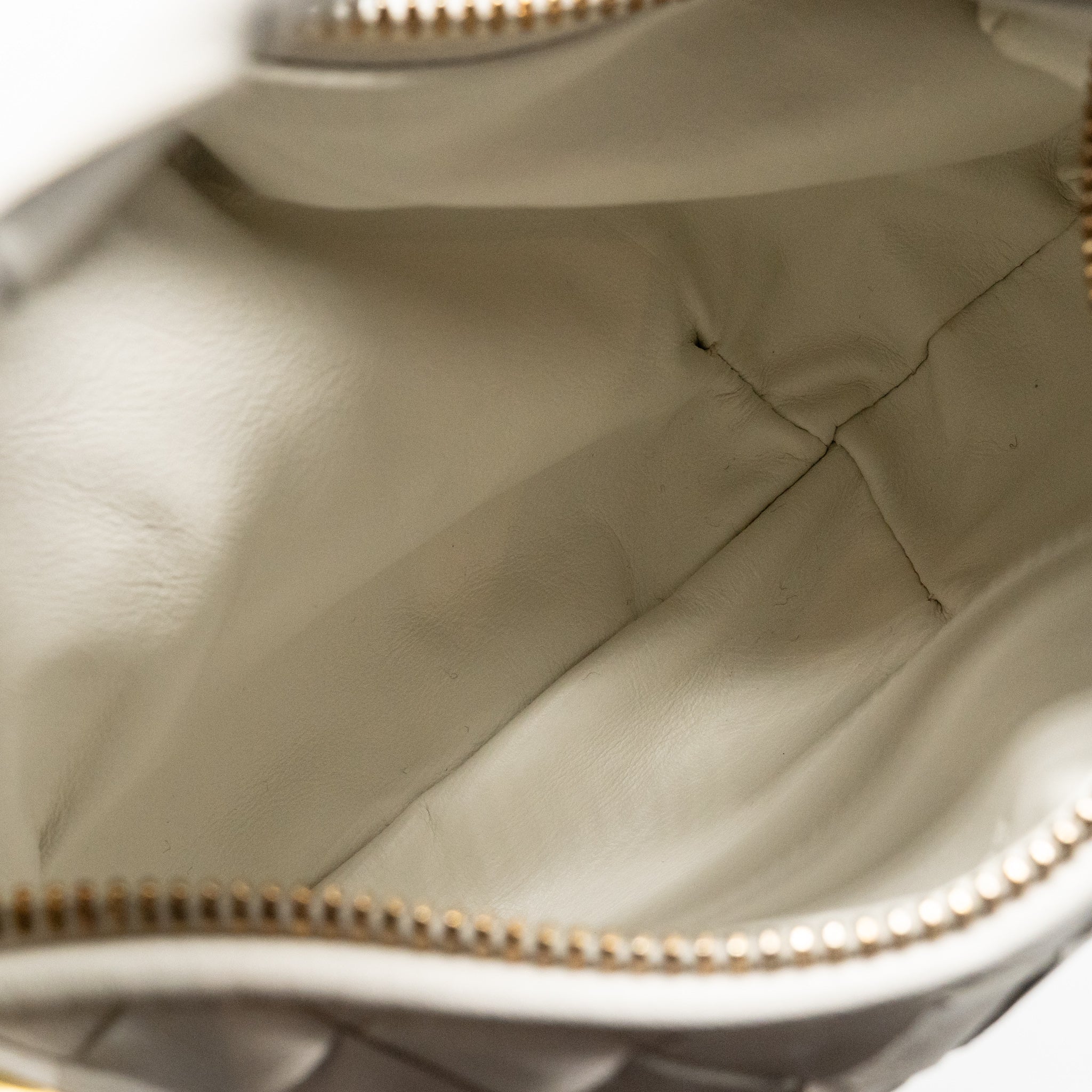 BOTTEGA VENETA MINI JODIE LEATHER WHITE GHW