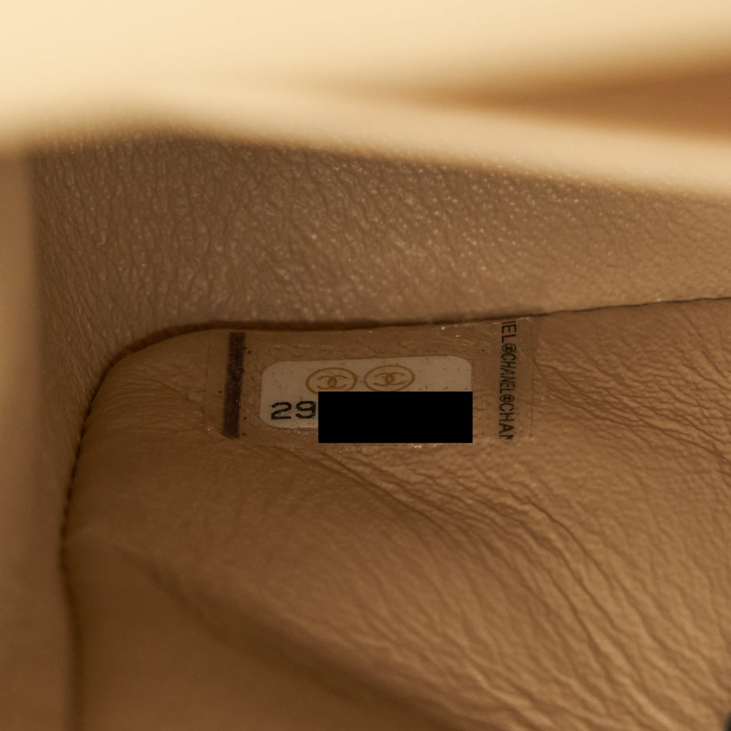 CHANEL CLASSIC DOUBLE FLAP BAG CAVIAR BEIGE GHW