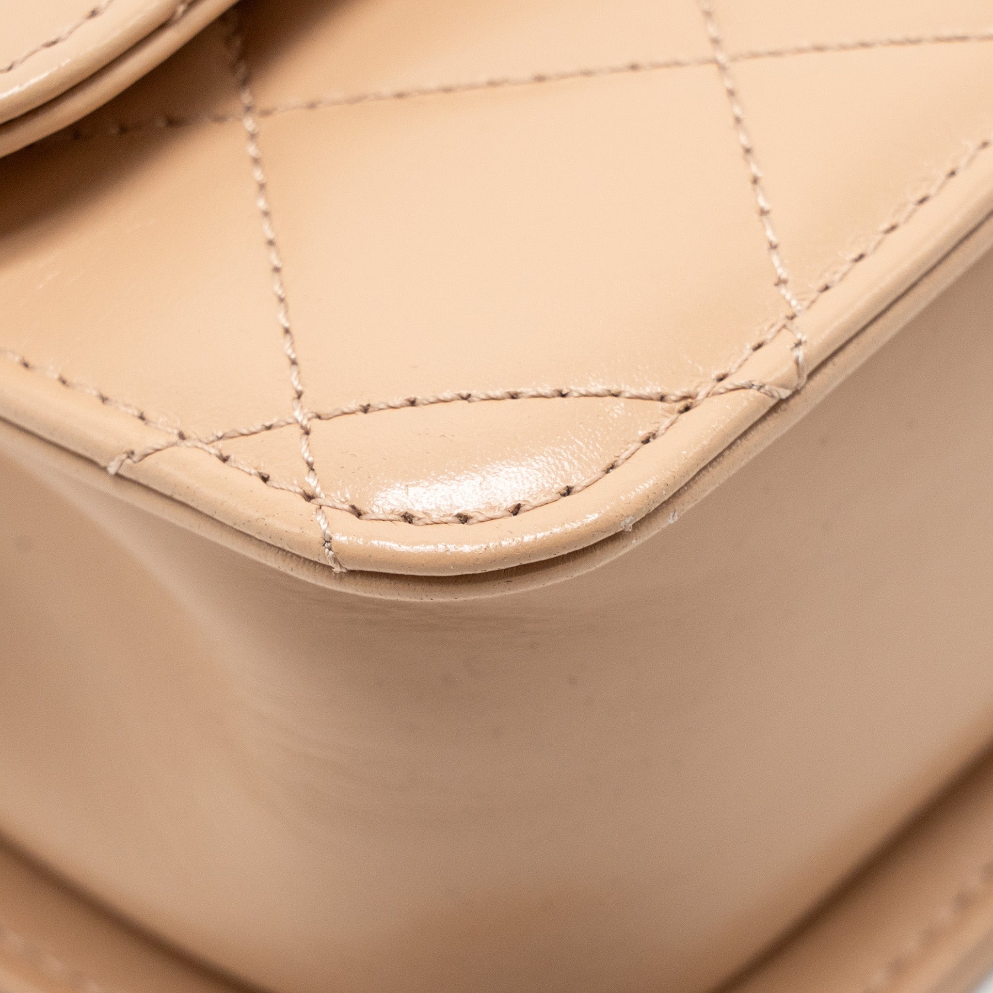 CHANEL GOLD CRUSH FLAP BAG CALFSKIN BEIGE GHW (MICROCHIP)
