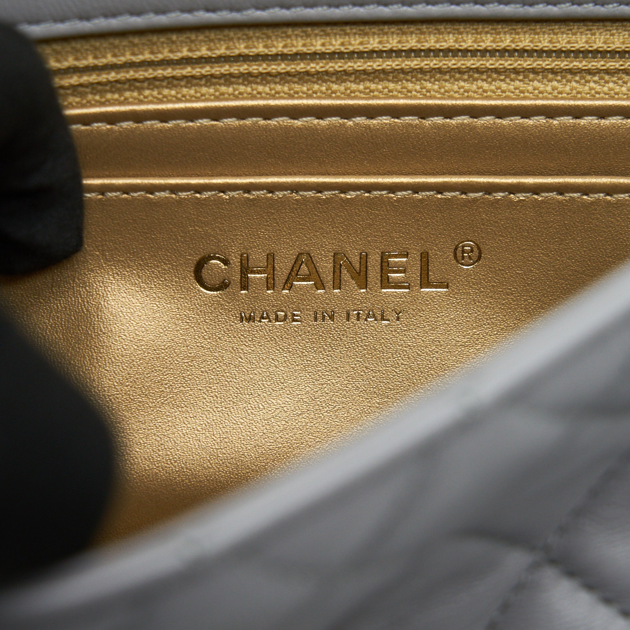 CHANEL 21B PEARL CRUSH MINI RECTANGULAR FLAP BAG GREY GHW