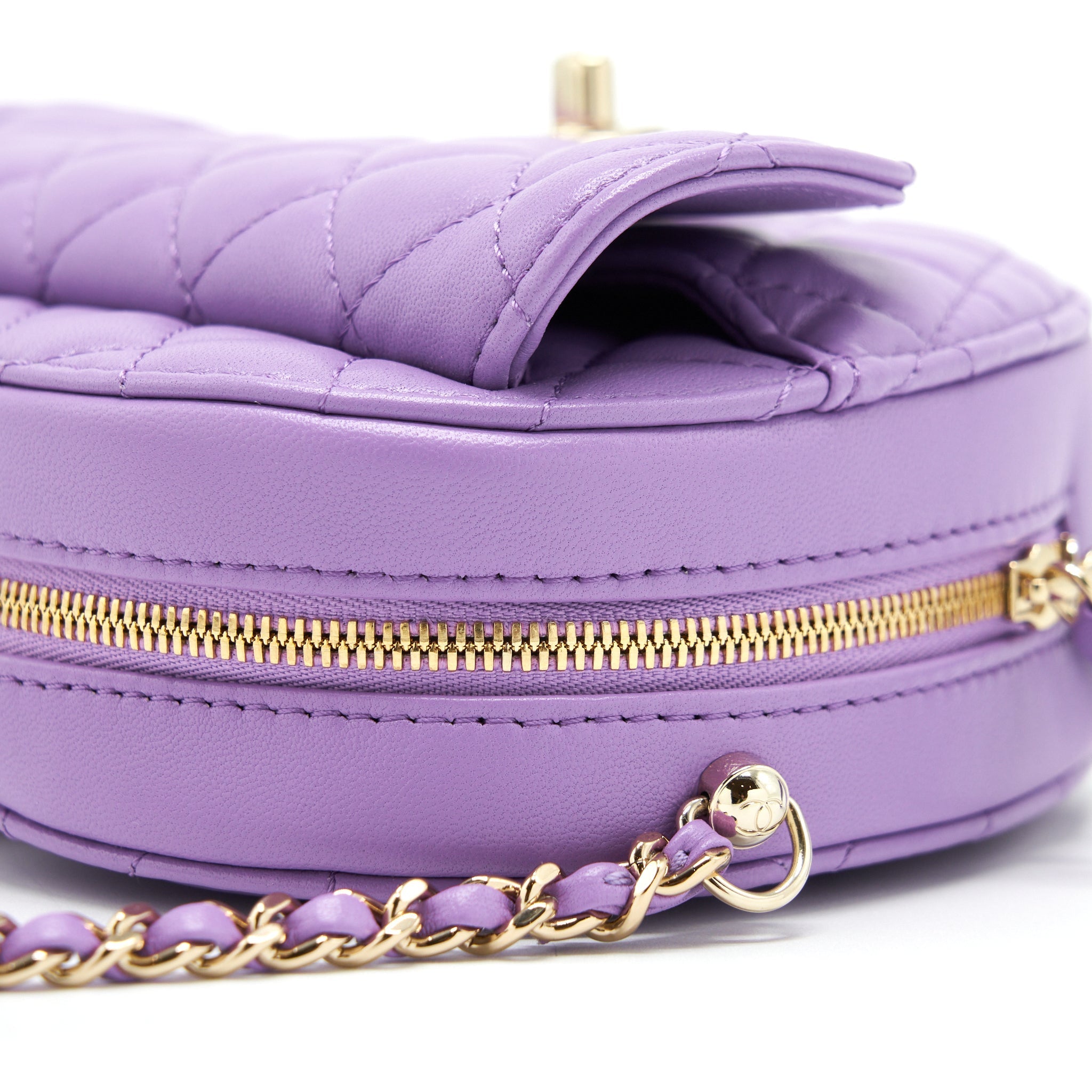CHANEL 22S HEART BAG LAMBSKIN PURPLE LGHW (MICROCHIP)