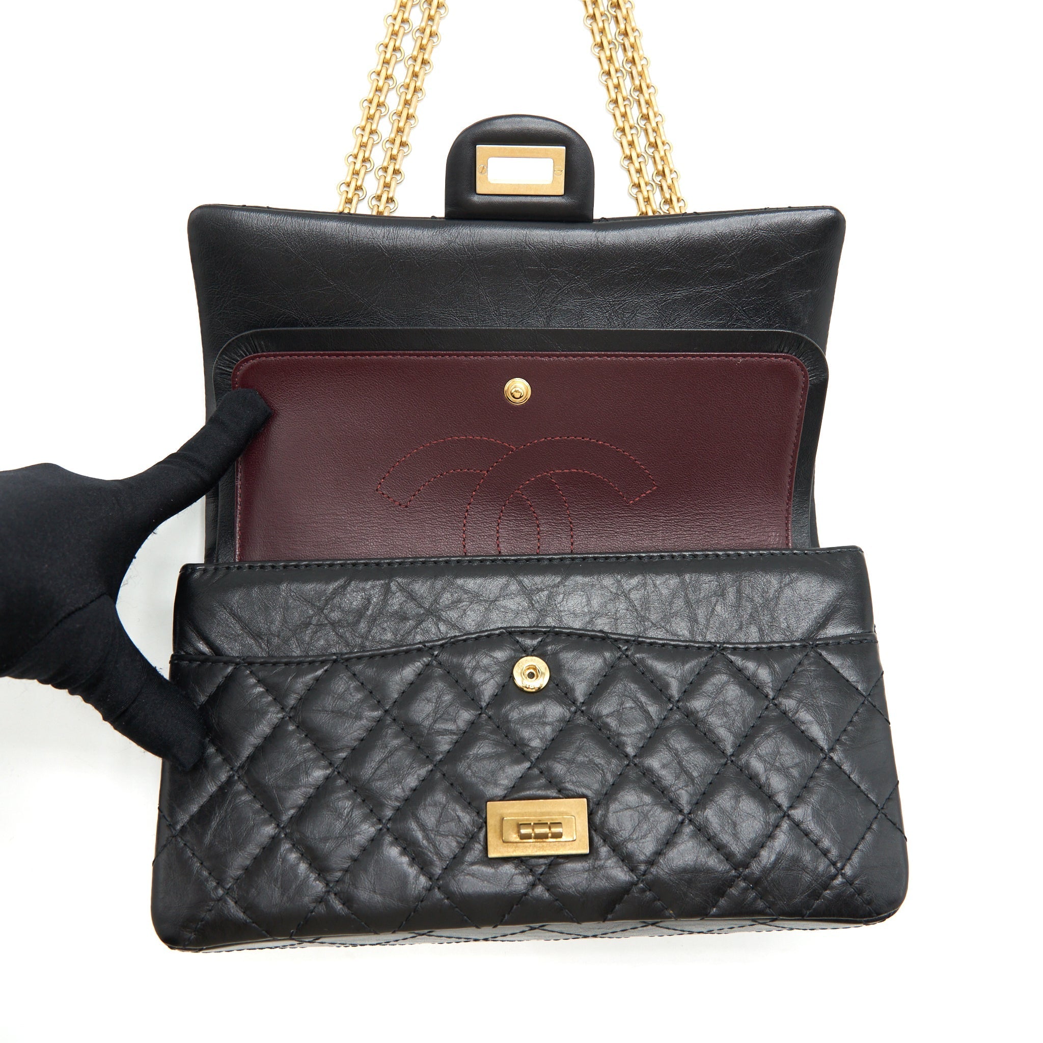 CHANEL REISSUE 2.55 225 CALFSKIN BLACK GHW