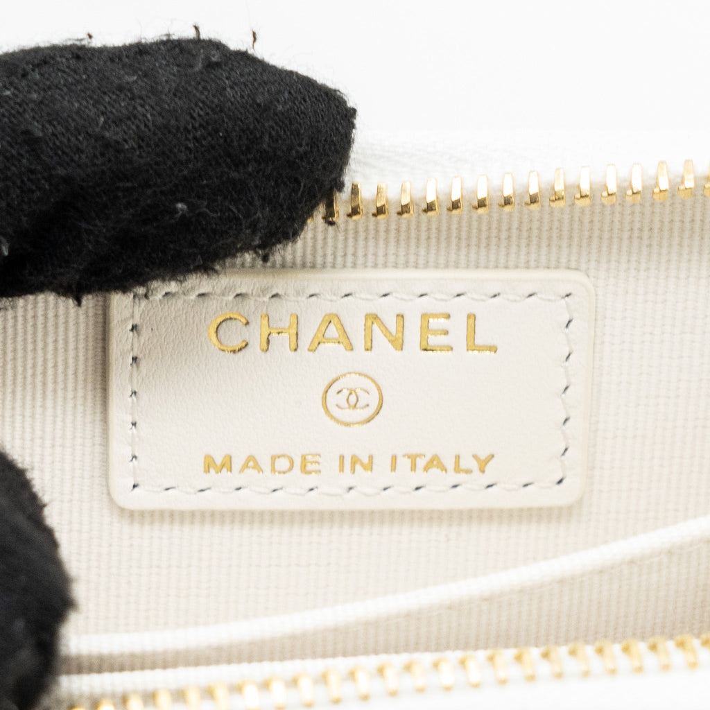 CHANEL MINI BOW CARD HOLDER WITH CHAIN TWEED WHITE LGHW(MICROCHIP)