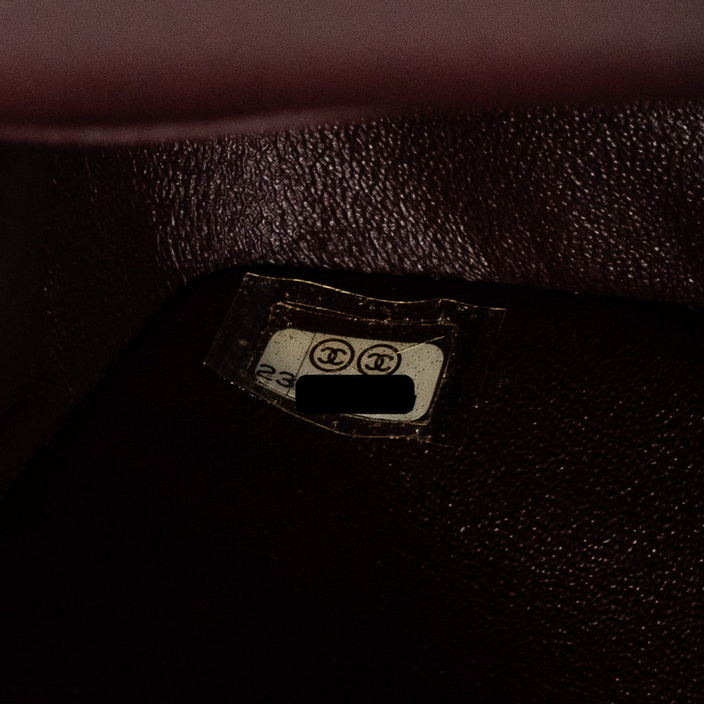 CHANEL MEDIUM CLASSIC DOUBLE FLAP BAG CAVIAR BLACK GHW