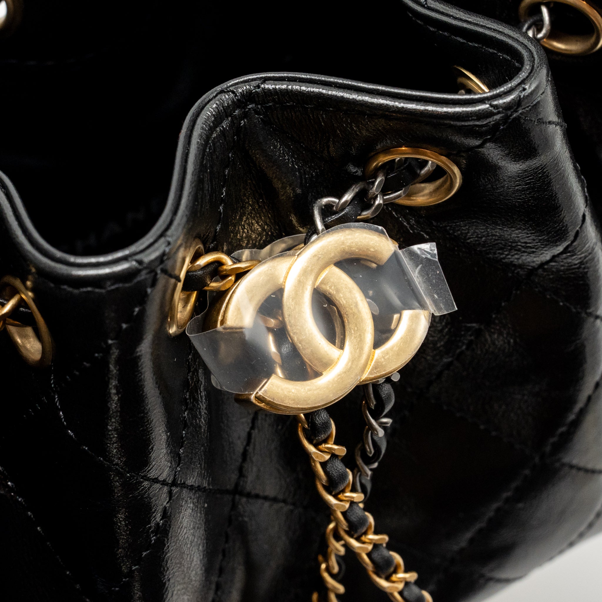 CHANEL MINI 25 BAG AGED CALFSKIN BLACK MULTICOLOUR HARDWARE (MICROCHIP)