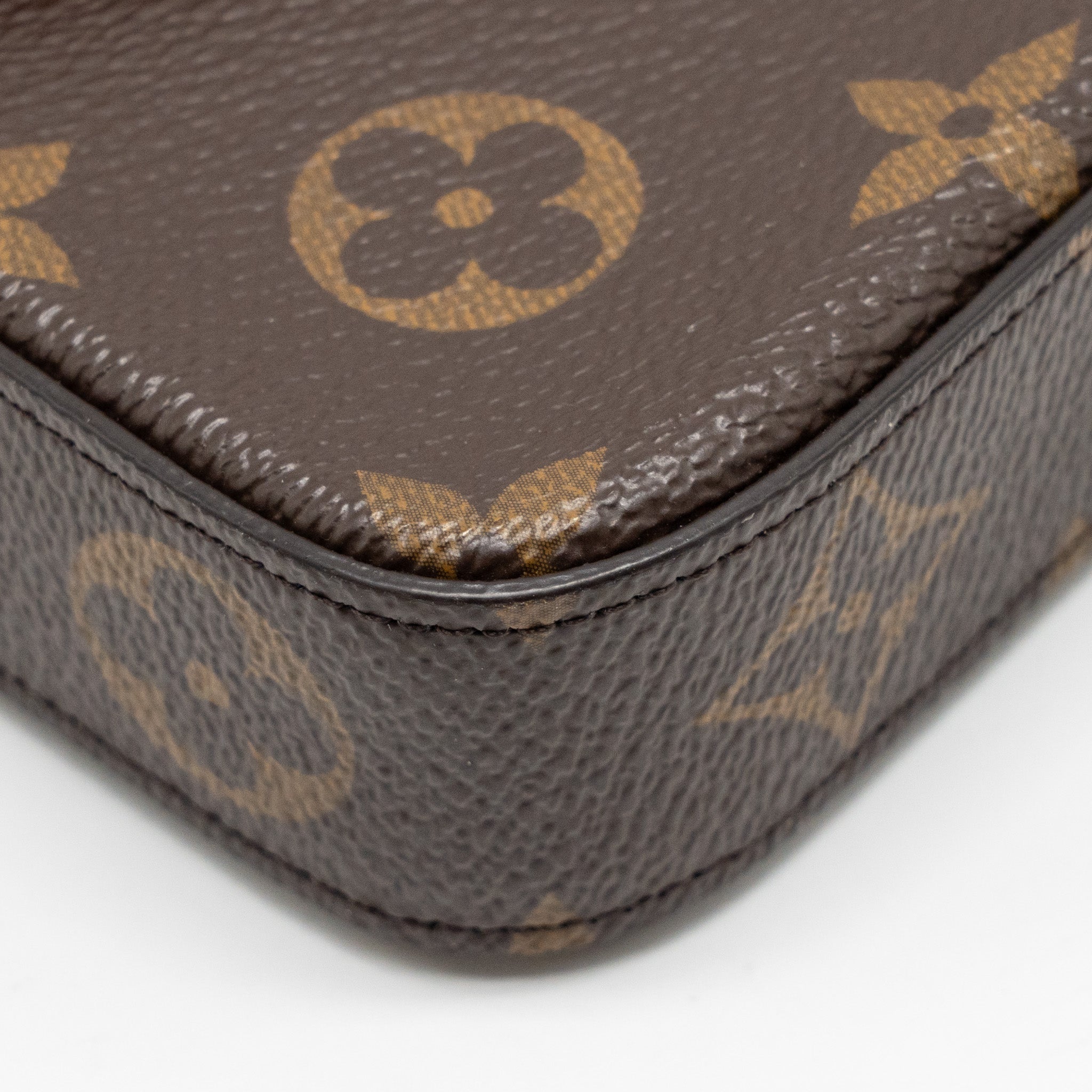 LOUIS VUITTON FELICIE POCHETTE MONOGRAM CANVAS GHW