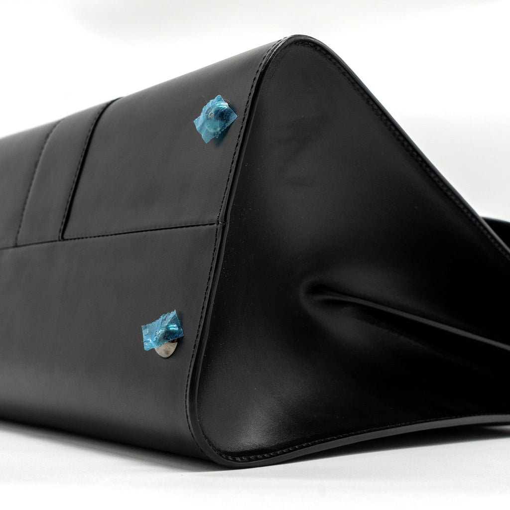 DELVAUX L’HUMOUR BRILLIANT CECI N’EST PAS UN DELVAUX BAG BOX CALFSKIN BLACK SHW