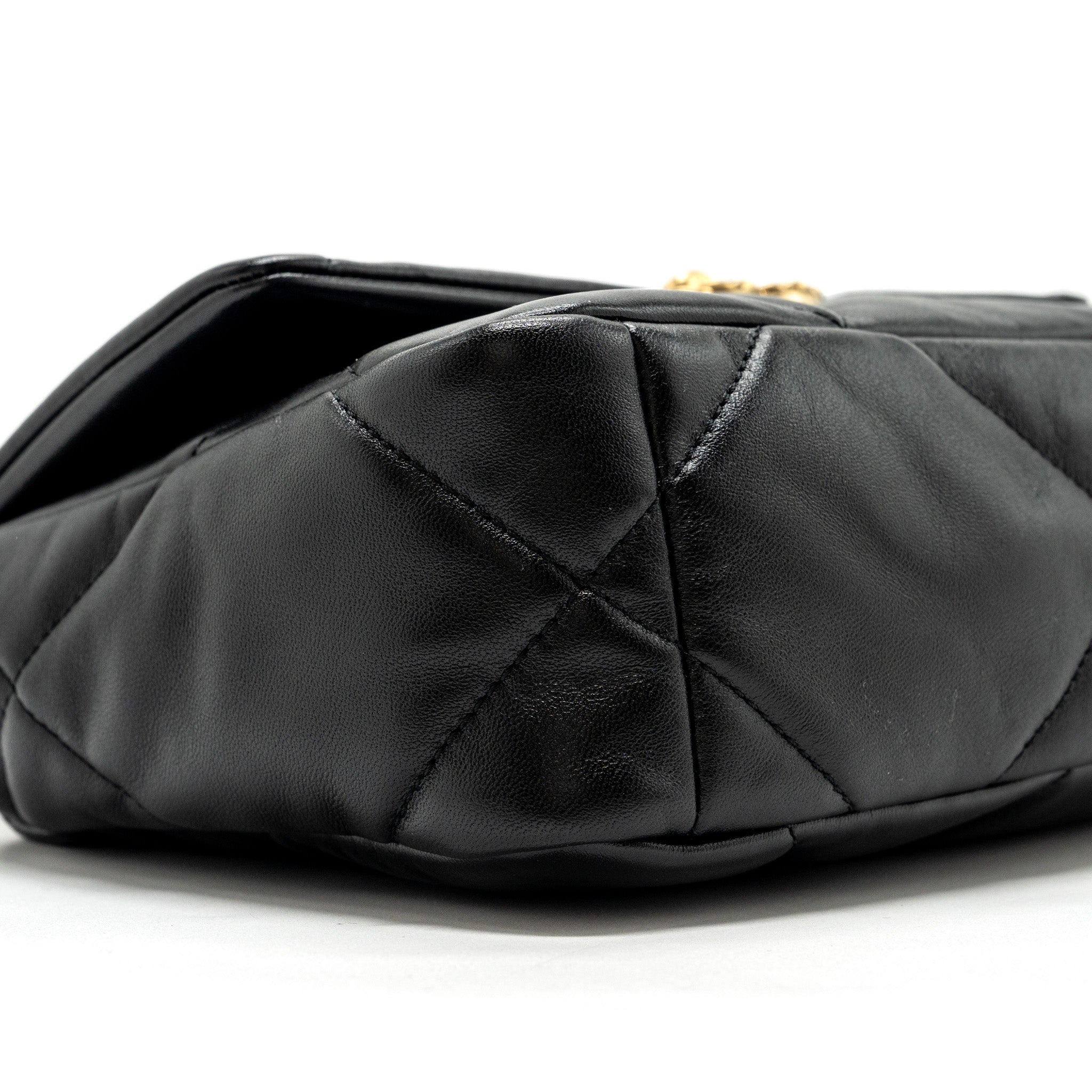 CHANEL SMALL 19 BAG LAMBSKIN BLACK MULTICOLOUR HARDWARE  (MICROCHIP)