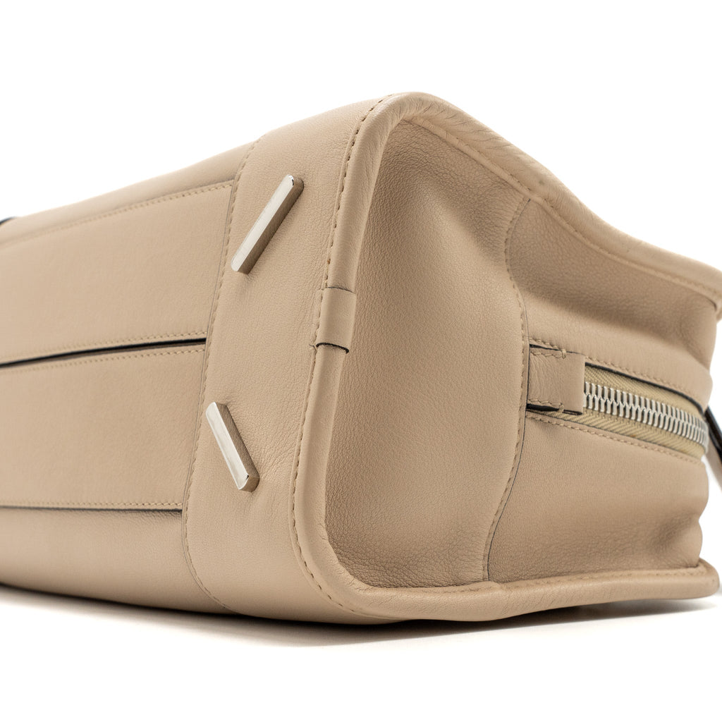 LOEWE AMAZONA 28 NAPPA LEATHER ASH SHW