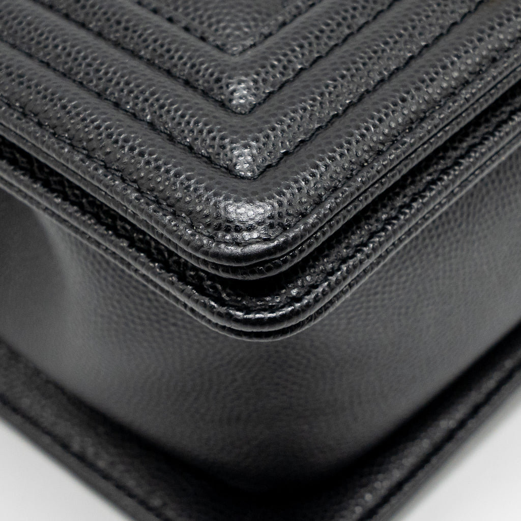 CHANEL SMALL BOY BAG CAVIAR BLACK GHW (MICROCHIP)