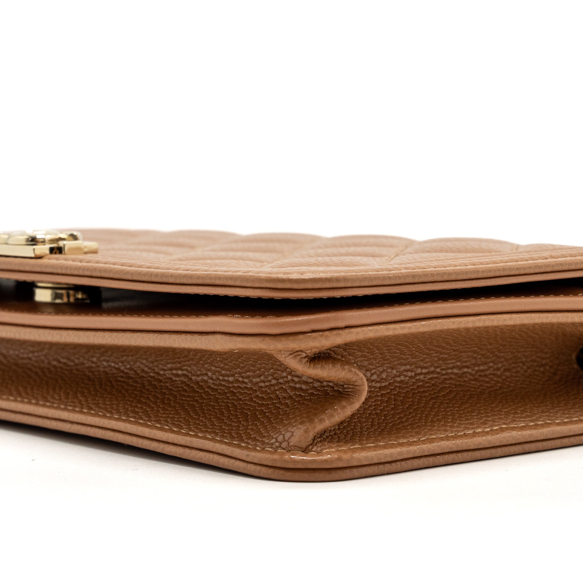 CHANEL BOY WALLET ON CHAIN CAVIAR LIGHT CARAMEL LGHW (MICROCHIP)