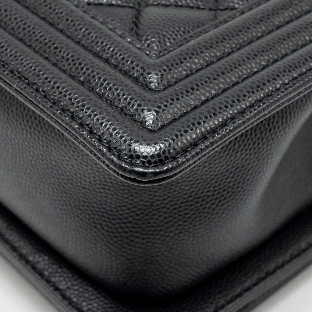 CHANEL SMALL BOY BAG CAVIAR BLACK GHW (MICROCHIP)