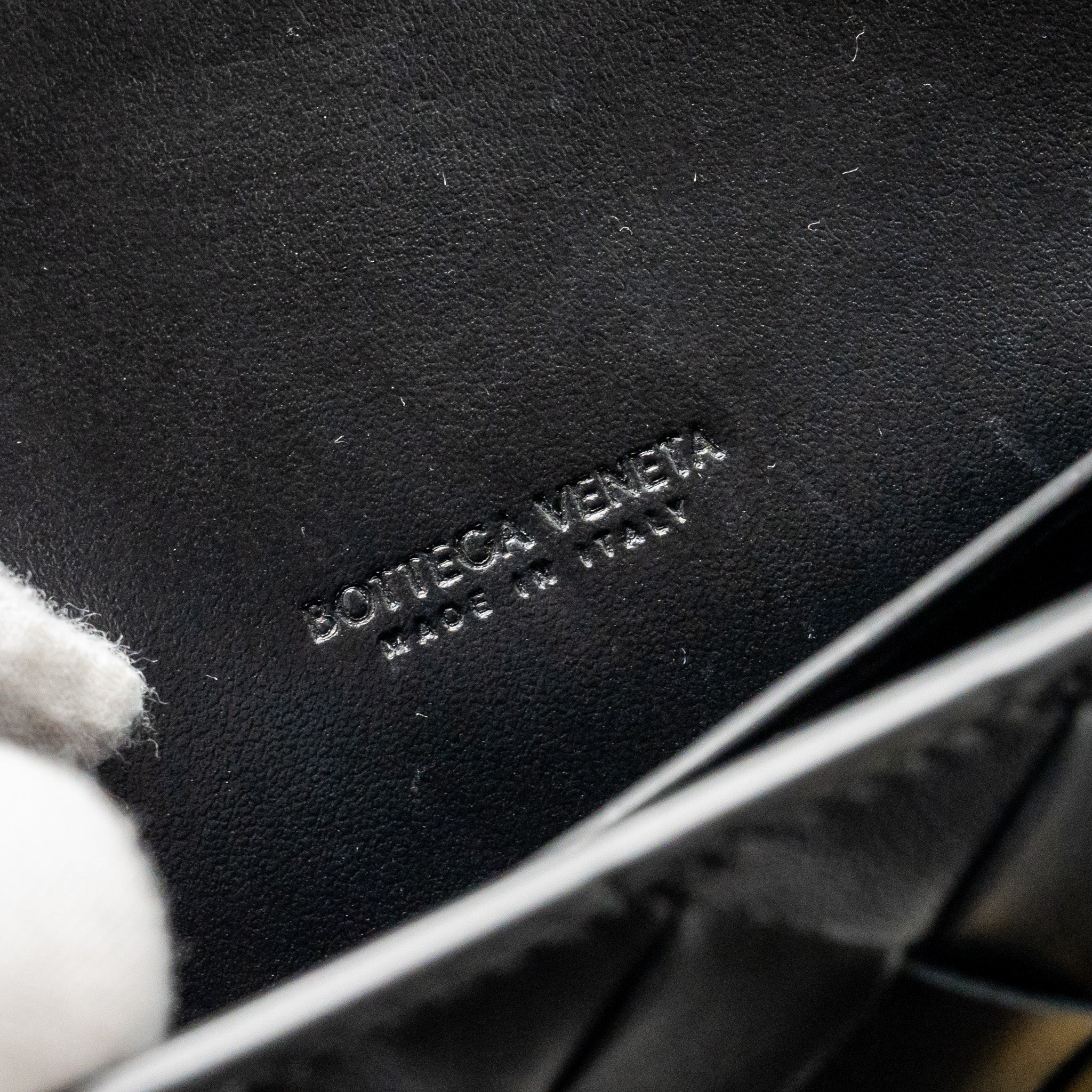 BOTTEGA VENETA ANDIAMO CLUTCH LAMBSKIN BLACK GHW