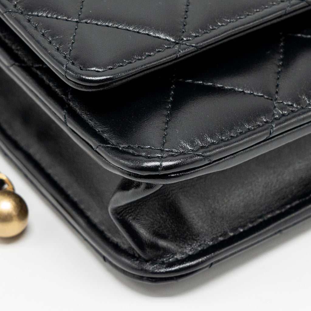 CHANEL 24C GOLD CRUSH WALLET ON CHAIN CALFSKIN BLACK GHW(MICROCHIP)