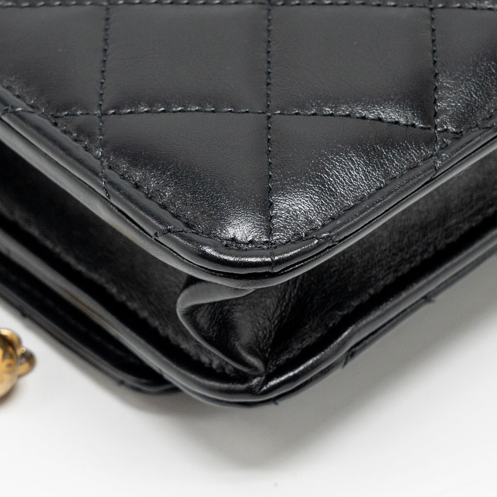 CHANEL 24C GOLD CRUSH WALLET ON CHAIN CALFSKIN BLACK GHW(MICROCHIP)