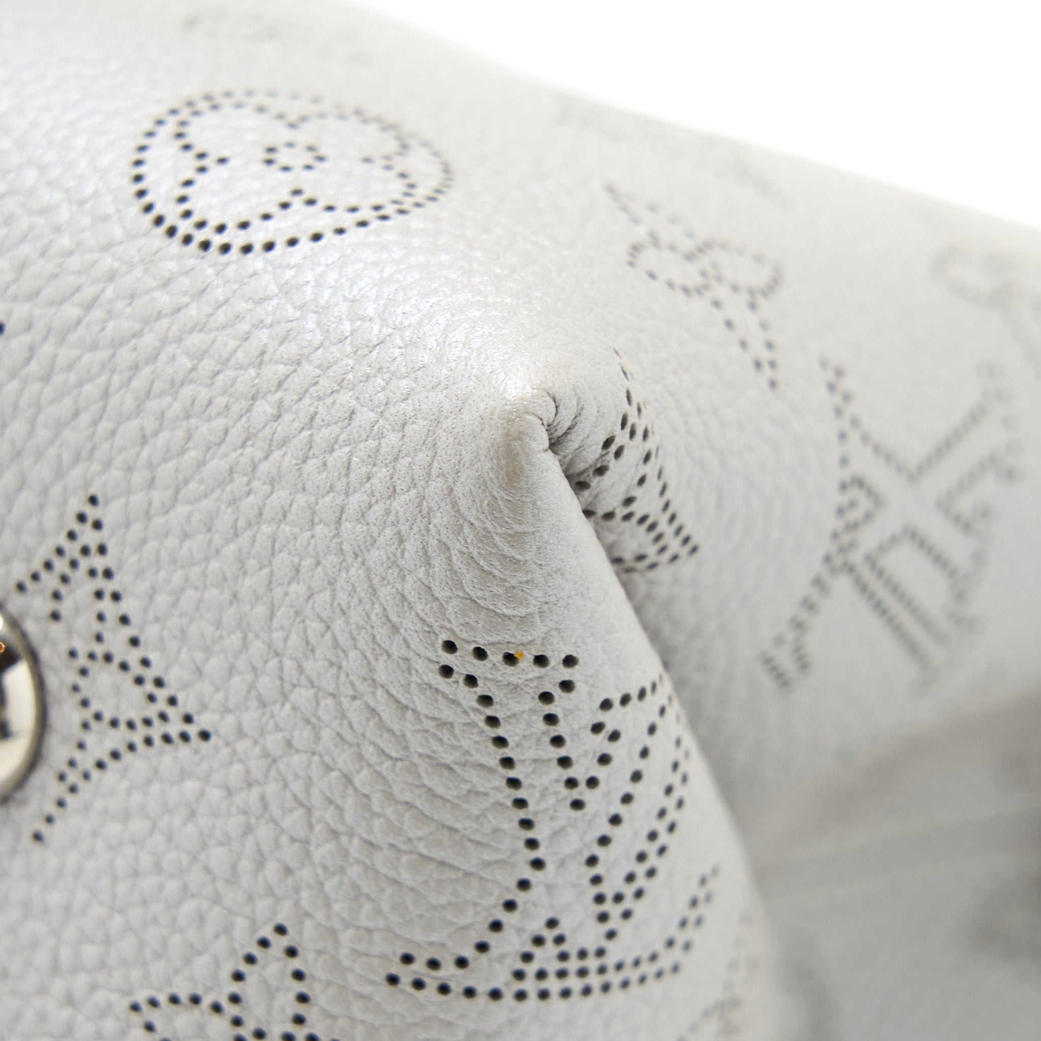 LOUIS VUITTON BELLA BUCKET BAG CALFSKIN SILVER SHW (NEW VERSION)