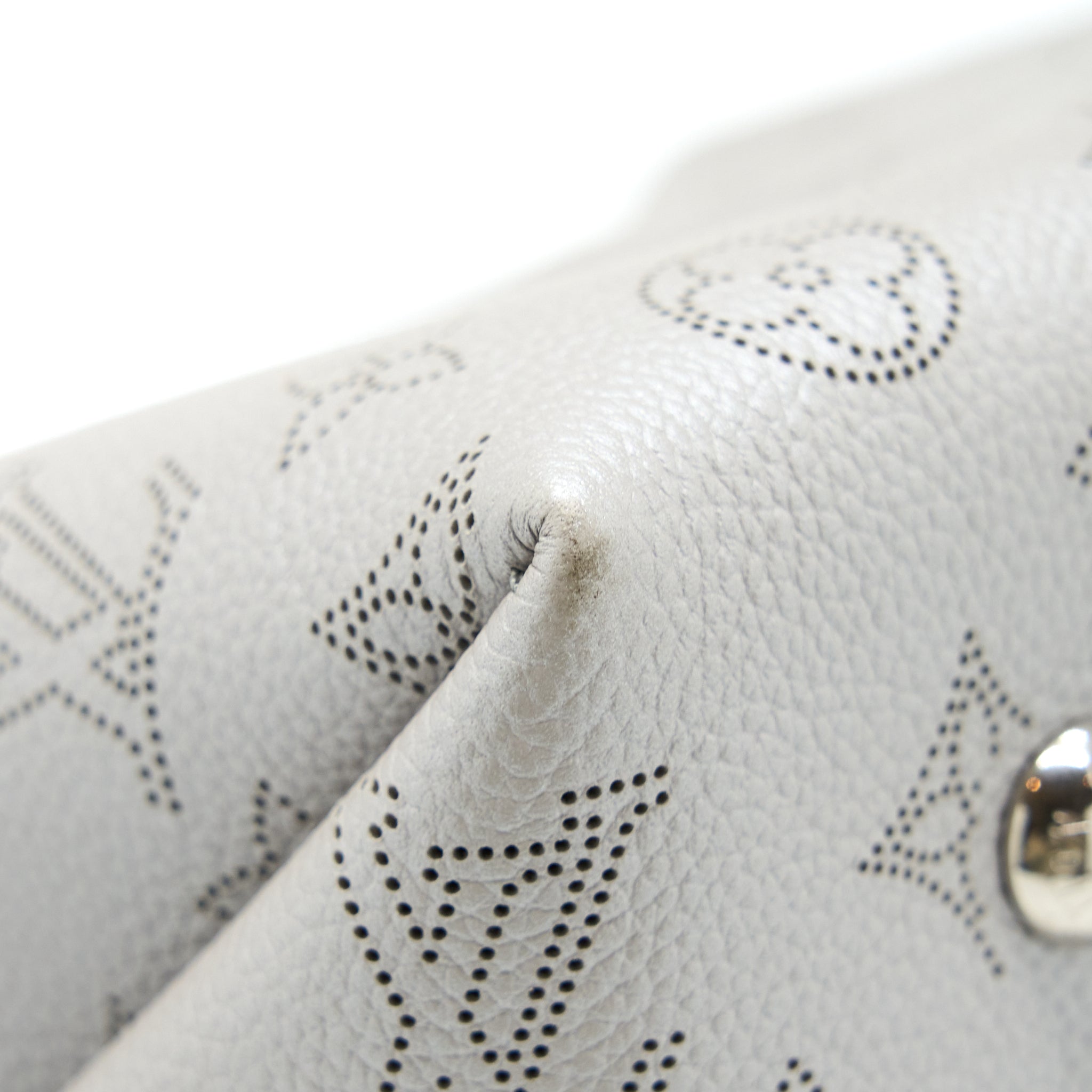 LOUIS VUITTON BELLA BUCKET BAG CALFSKIN SILVER SHW (NEW VERSION)
