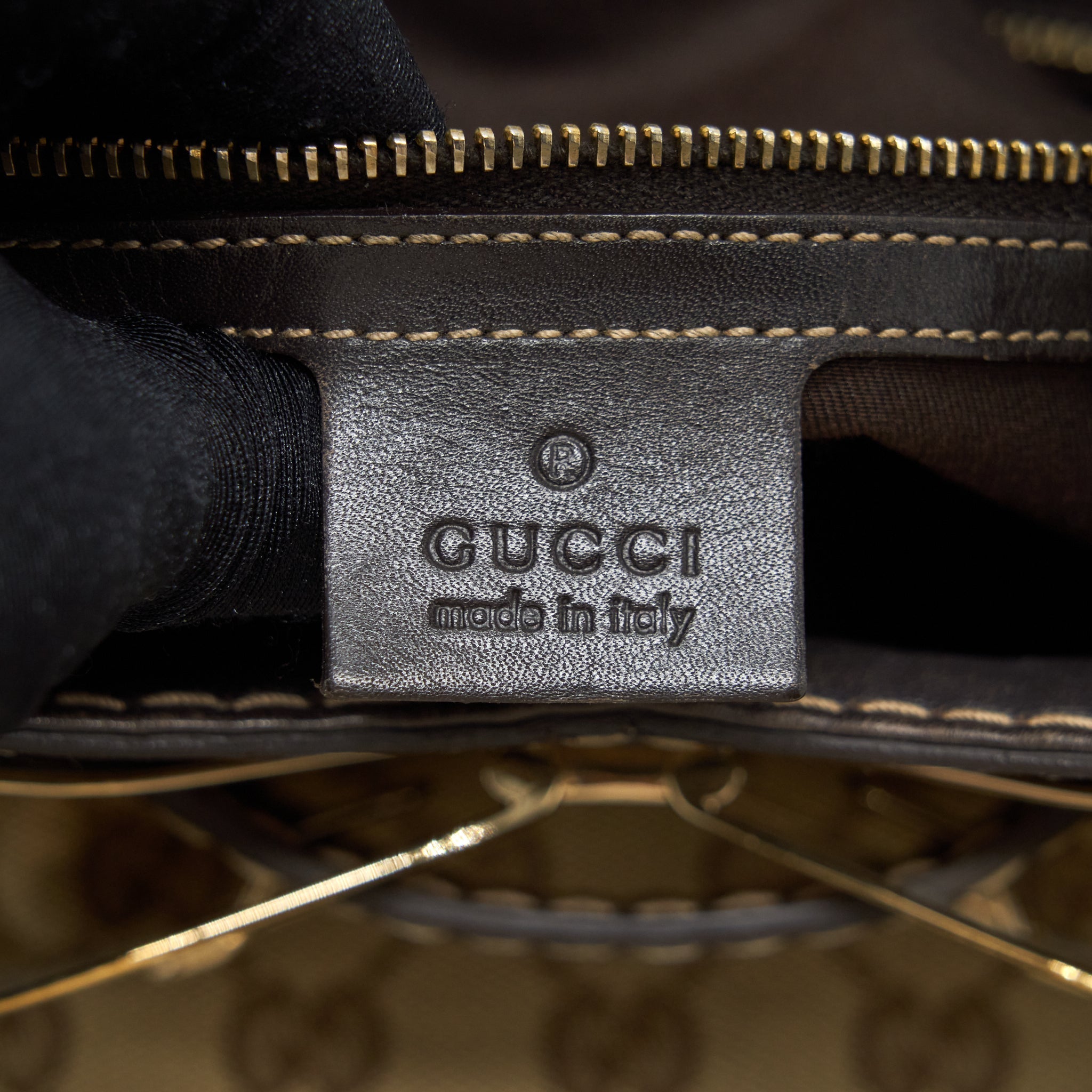 GUCCI VINTAGE TOTE BAG GG SUPREME GHW