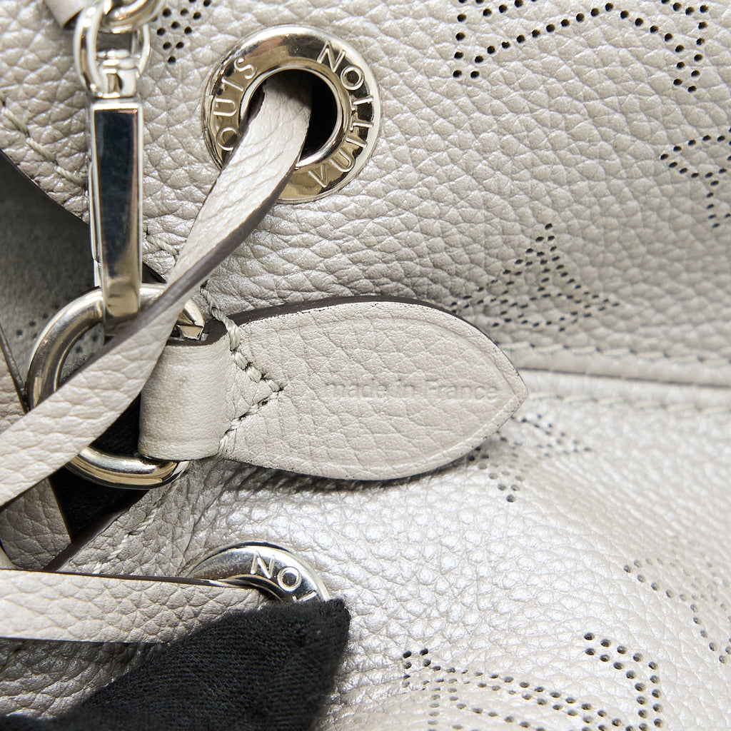 LOUIS VUITTON BELLA BUCKET BAG CALFSKIN SILVER SHW (NEW VERSION)