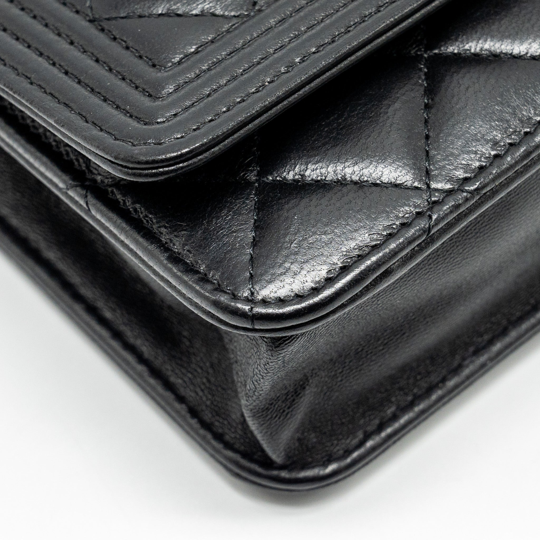 CHANEL BOY WALLET ON CHAIN LAMBSKIN BLACK GHW
