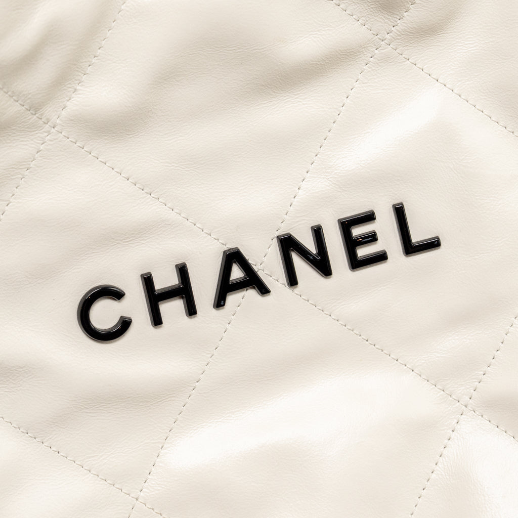 CHANEL SMALL 22 BAG WITH BLACK LETTER LOGO CALFSKIN WHITE GHW (MICROCHIP)