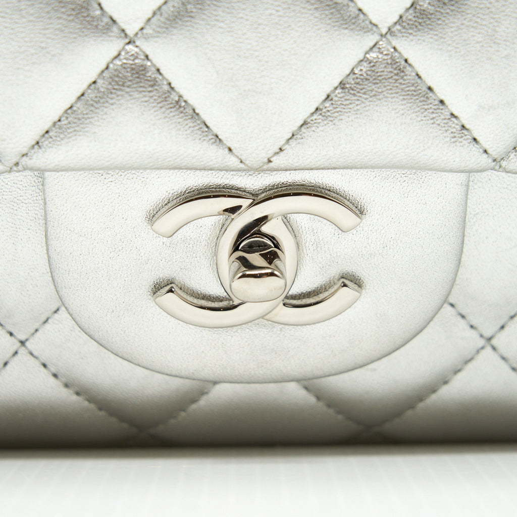 CHANEL MAXI CLASSIC DOUBLE FLAP BAG LAMBSKIN SLIVER SHW