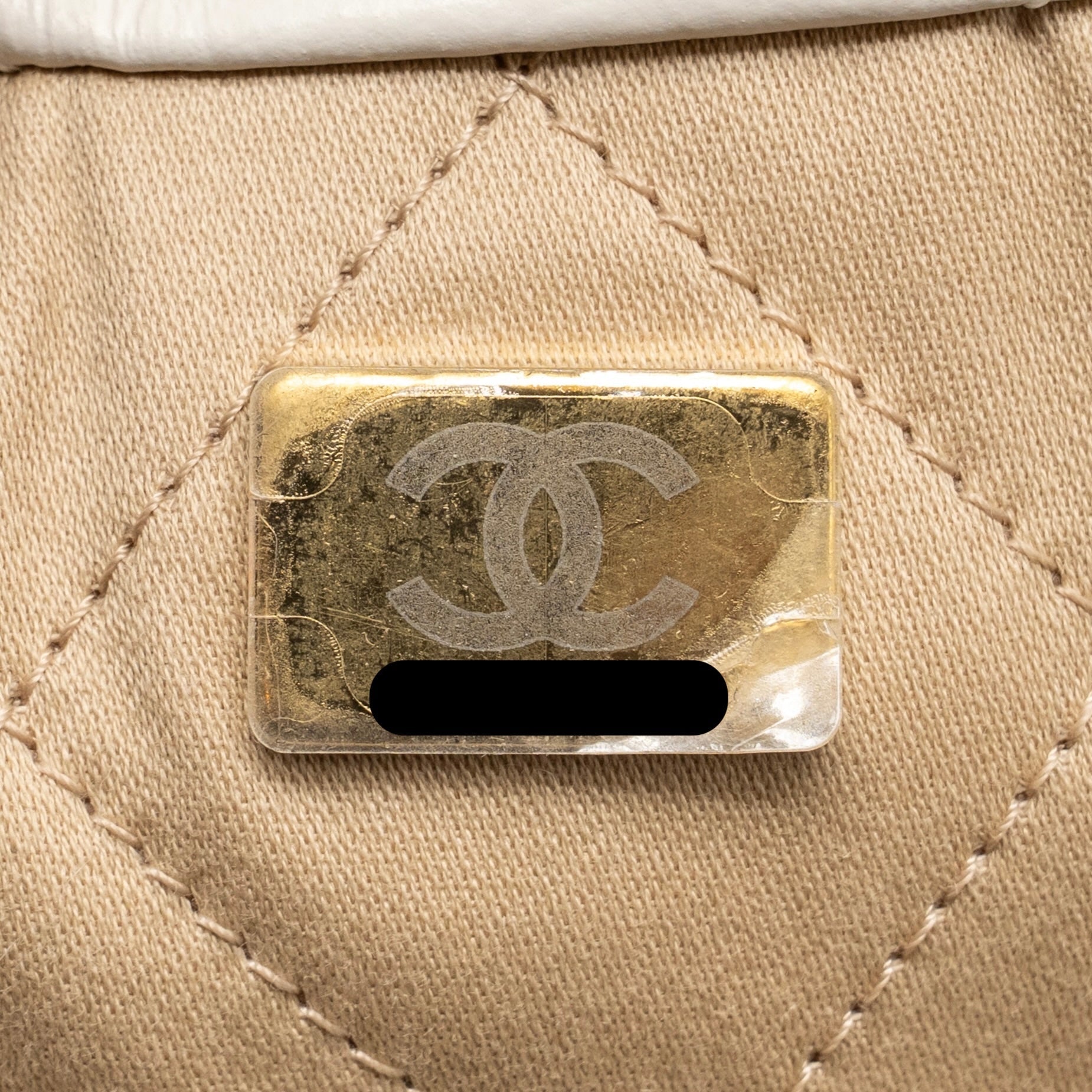 CHANEL SMALL 22 BAG WITH BLACK LETTER LOGO CALFSKIN WHITE GHW (MICROCHIP)